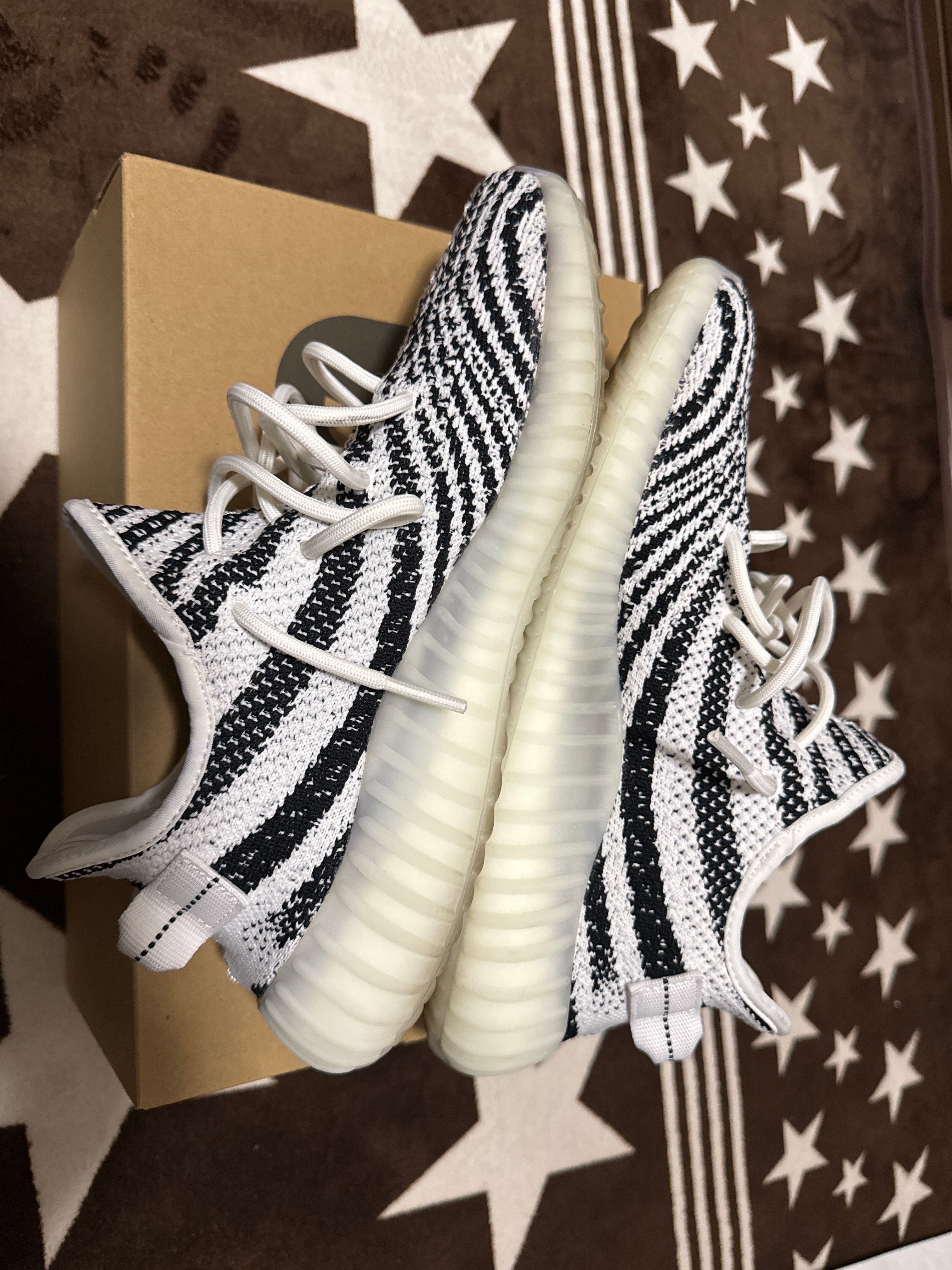adidas YEEZY Boost 350 V2 "Zebra"