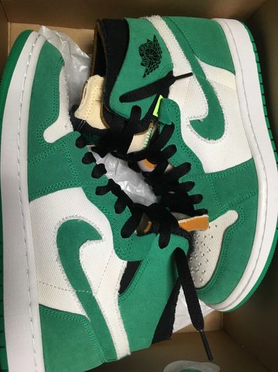 Nike Air Jordan 1 High Zoom Air Comfort "Lucky Bull"