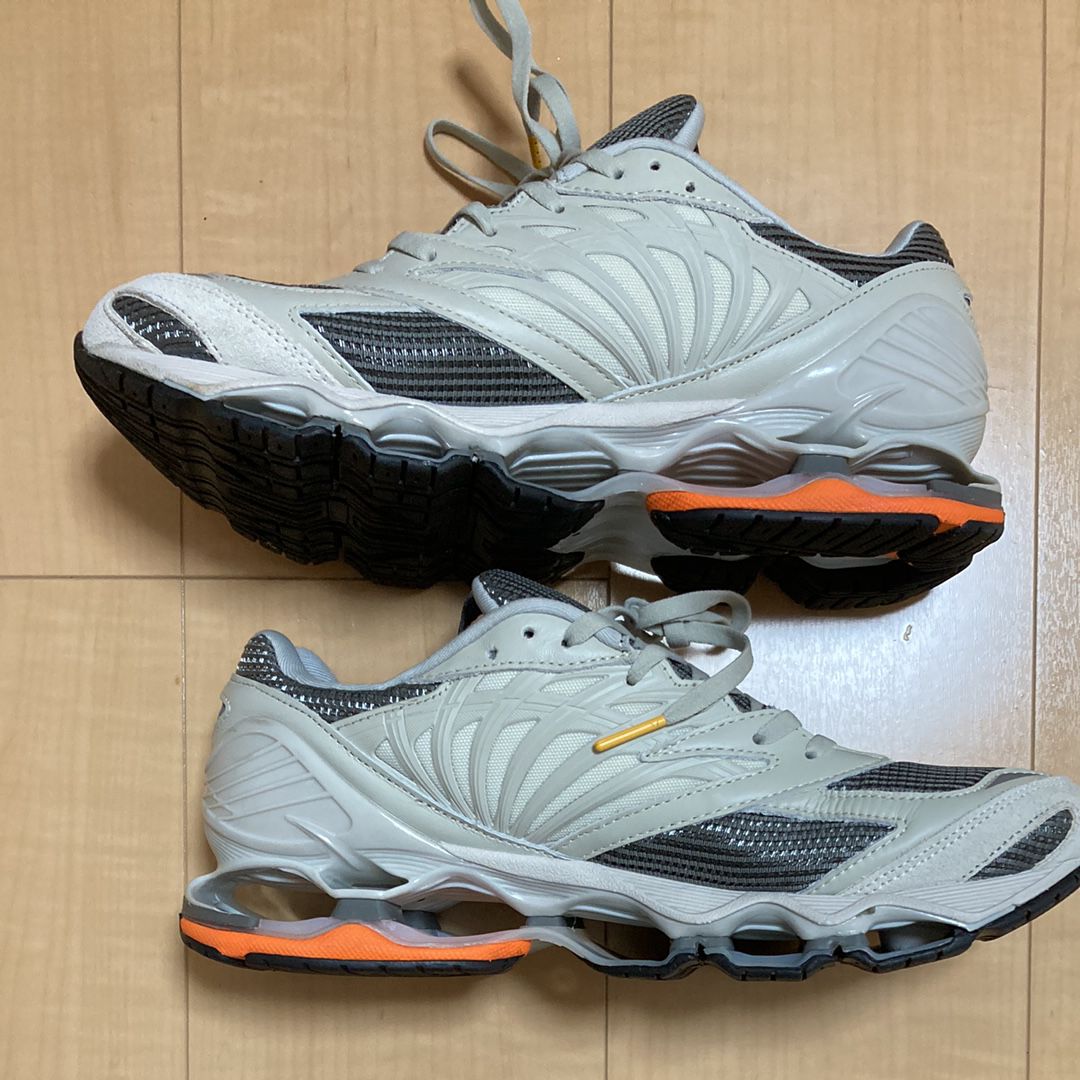 Graphpaper × Mizuno Wave Prophecy LS "Gray/Light Gray/Orange"