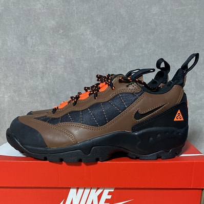 Nike ACG Air Mada "Bison"