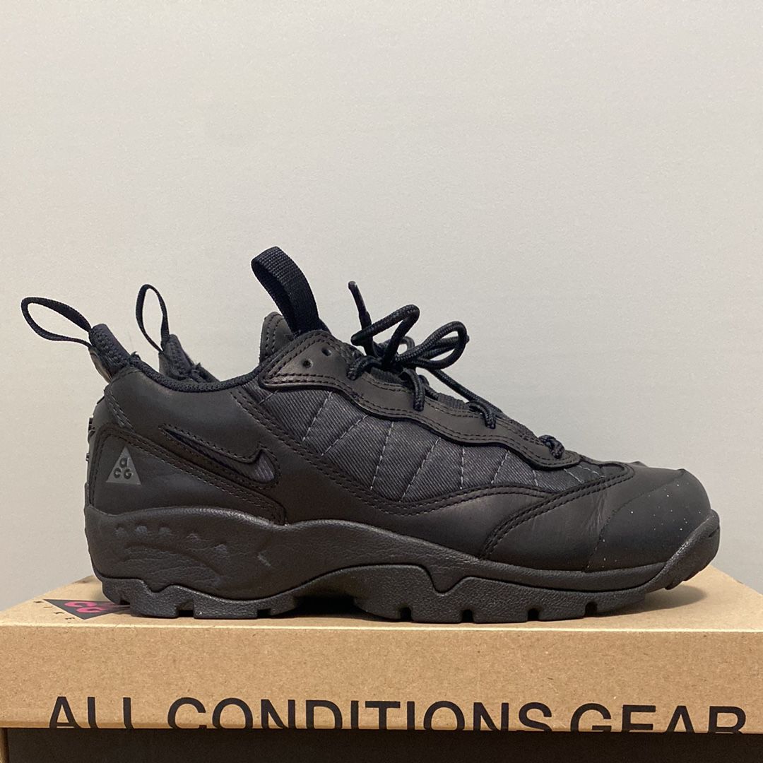 Nike ACG Air Mada "Black"