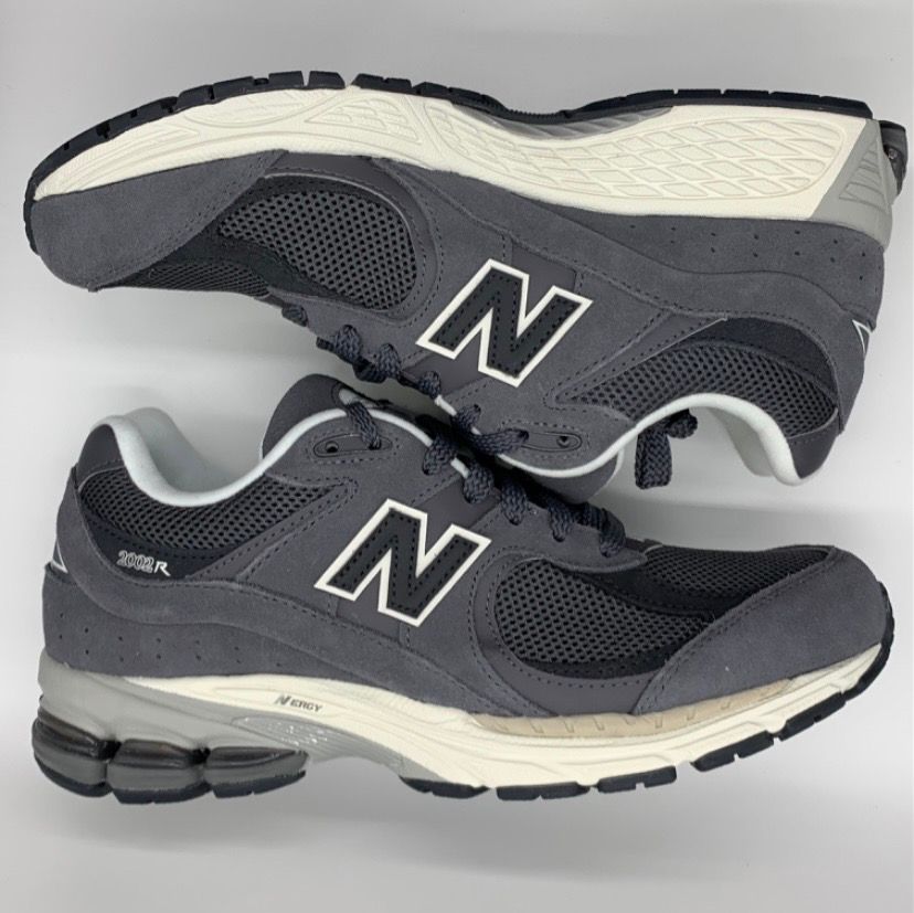 New Balance 2002R "Dark Gray"
