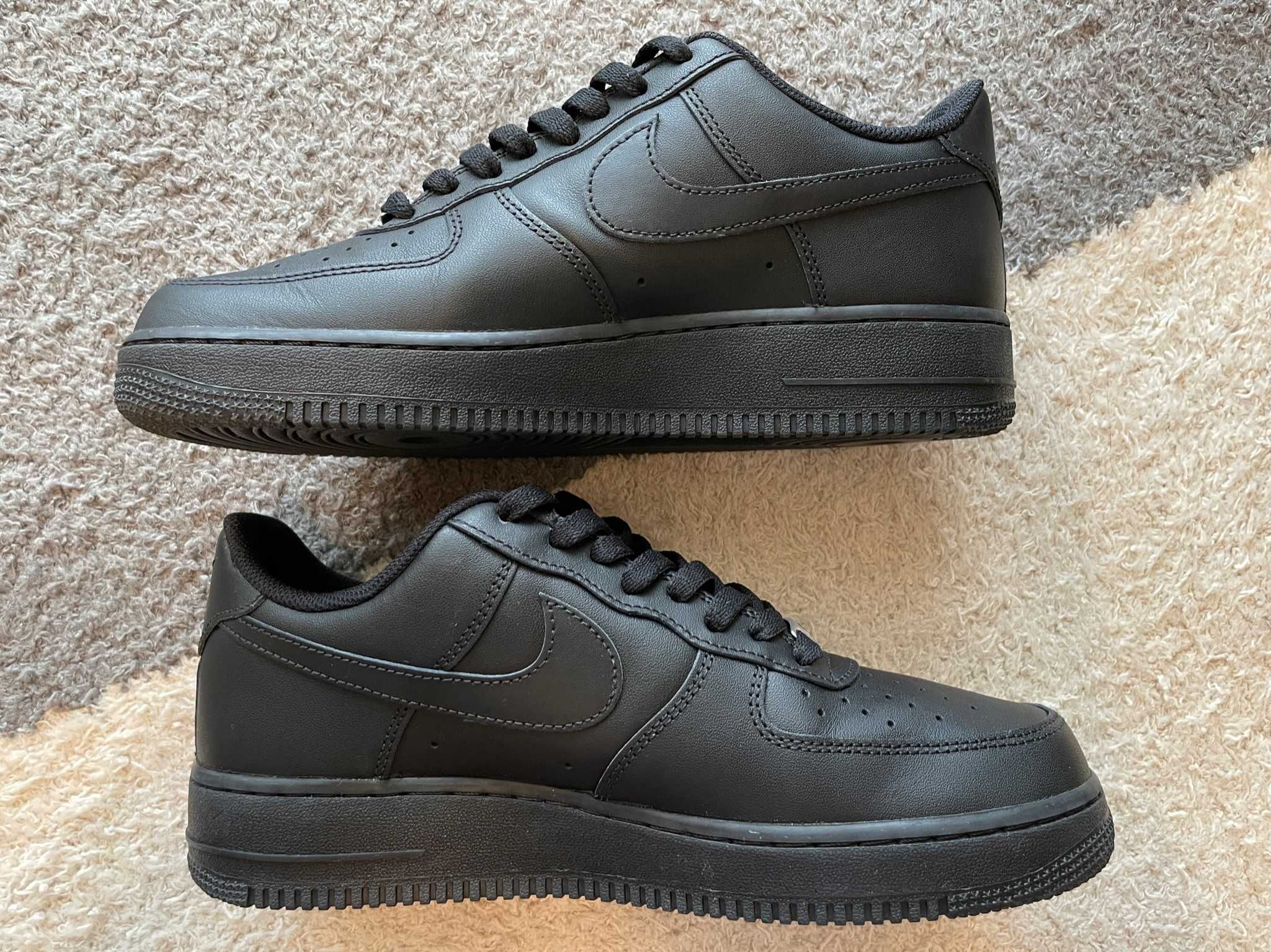 Nike Air Force 1 Low '07 "Black/Black"