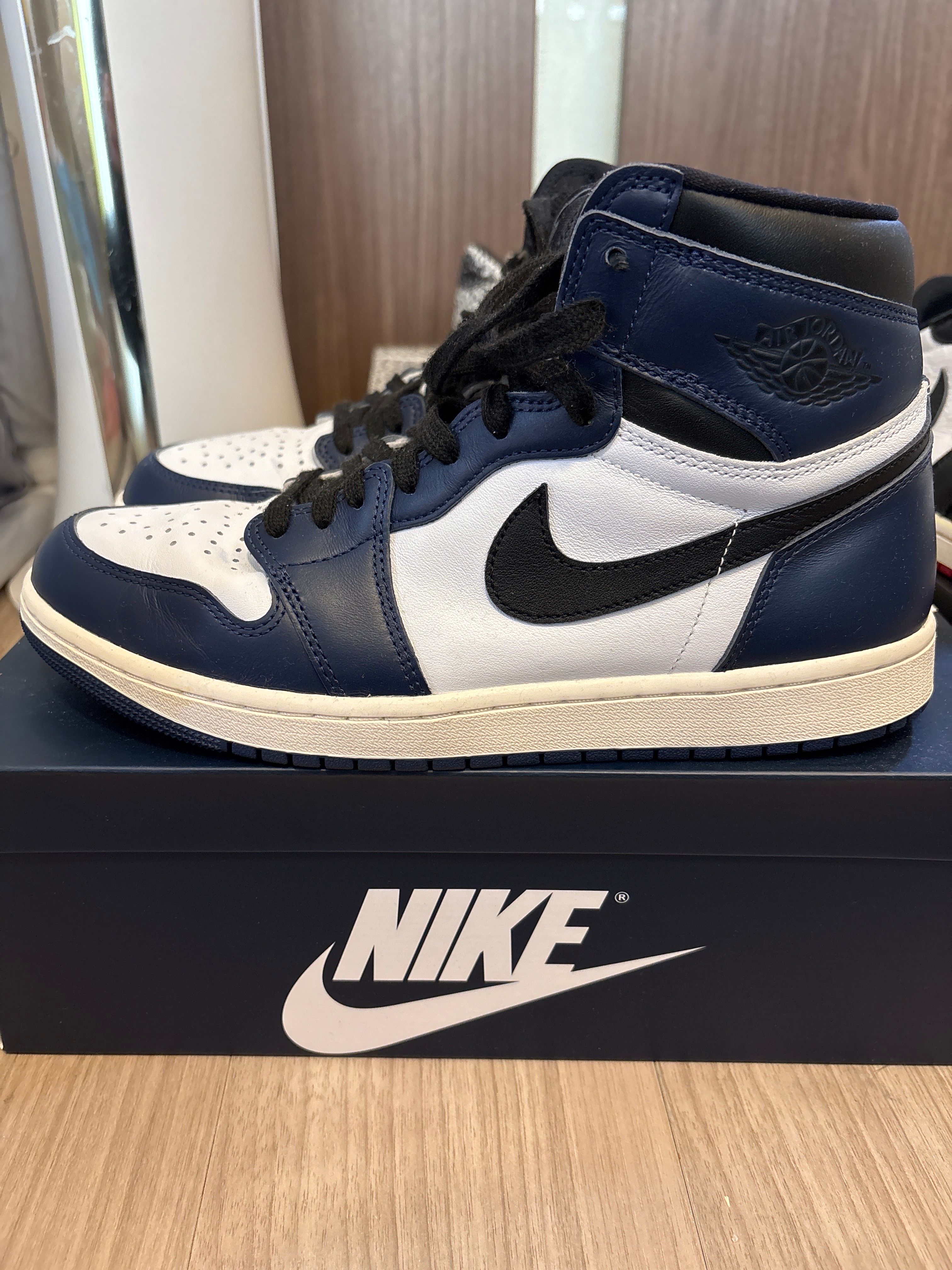 Nike Air Jordan 1 Retro High OG "Midnight Navy"