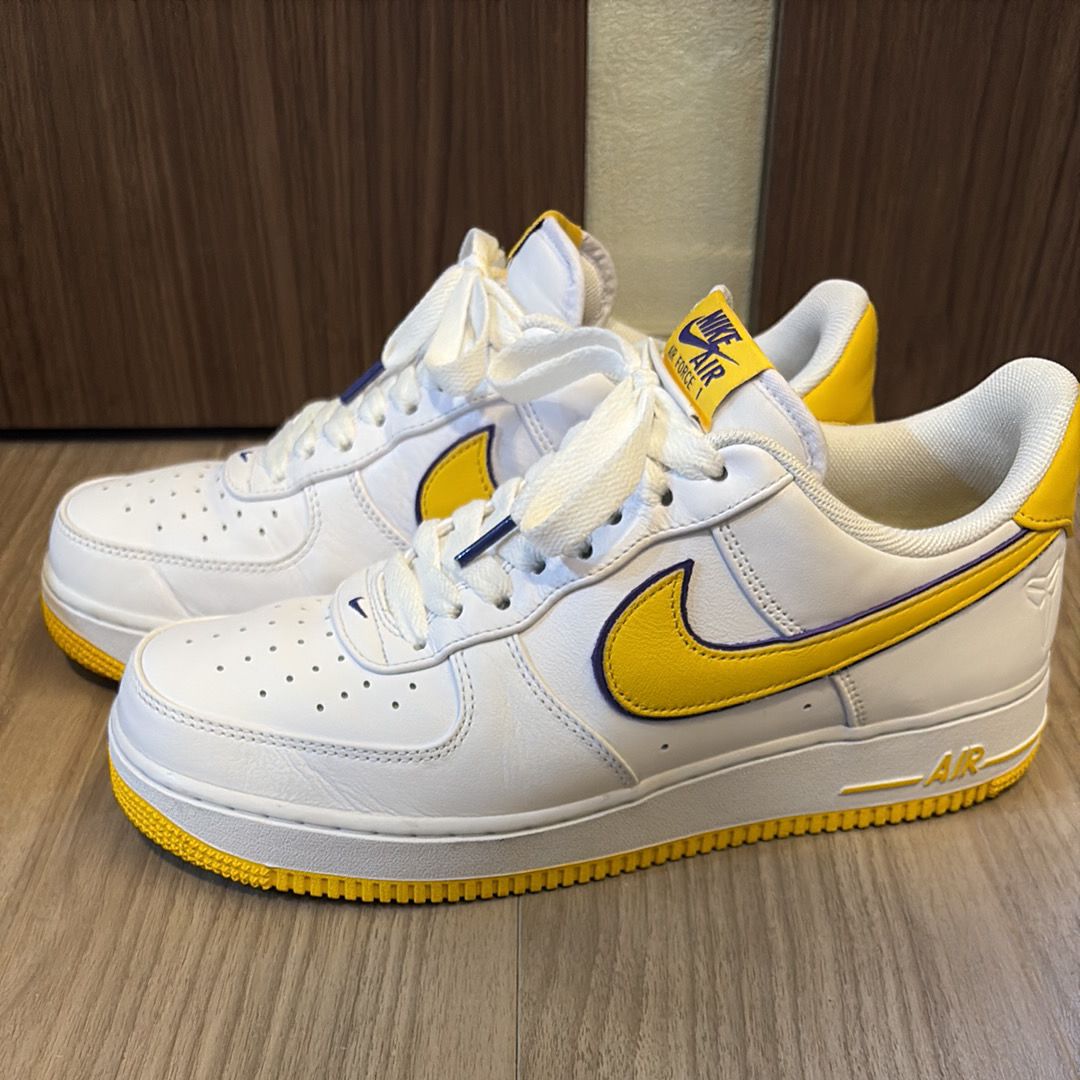 Kobe Bryant × Nike Air Force 1 Low Retro QS "Varsity Maize and Varsity Purple"