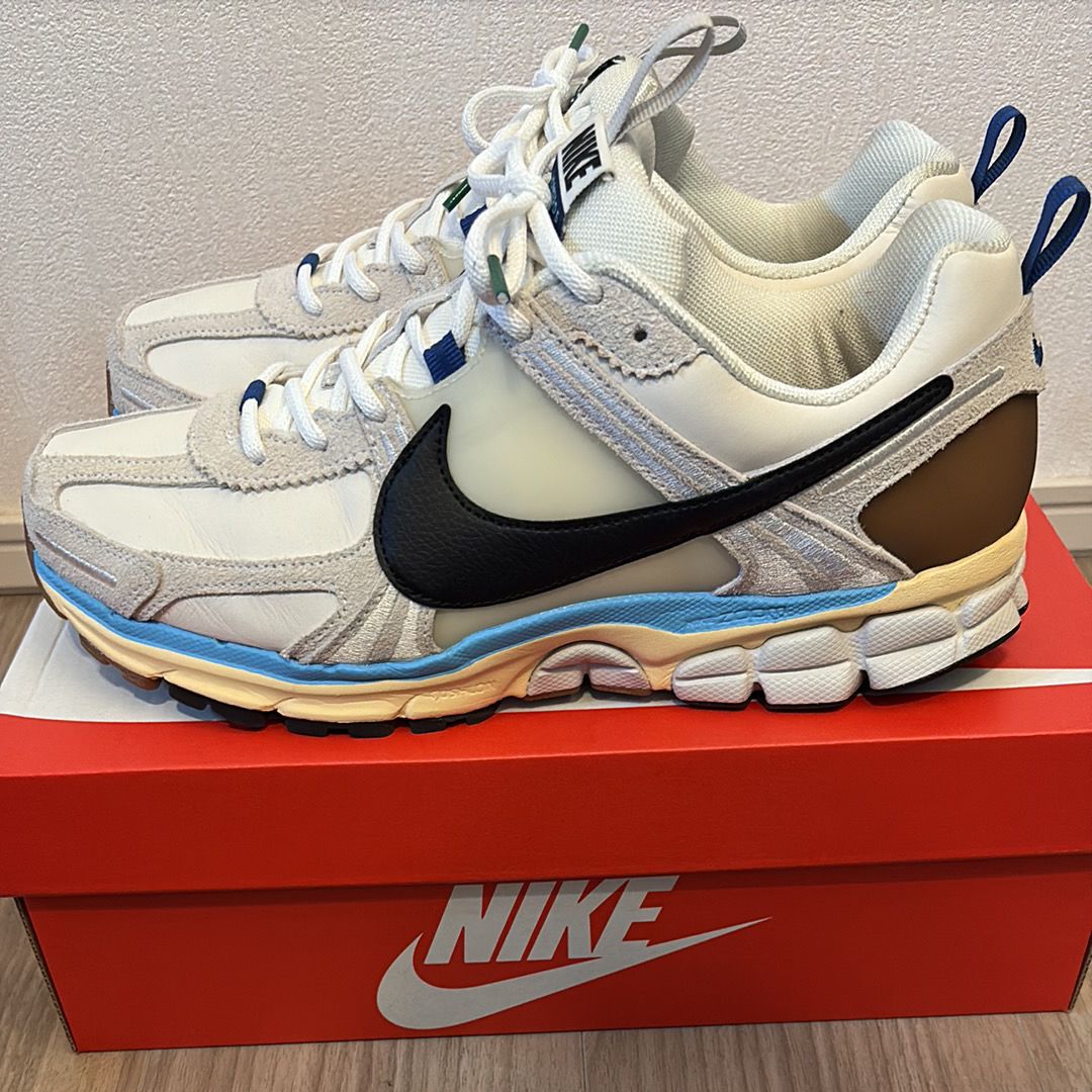 Nike Women's Zoom Vomero 5 Premium "Designed by Japan"
