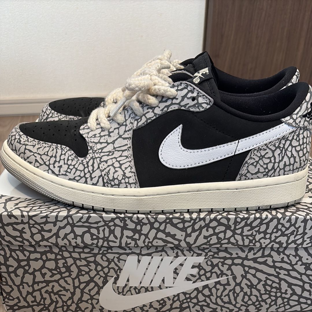 Nike Air Jordan 1 Retro Low OG "Black Cement"