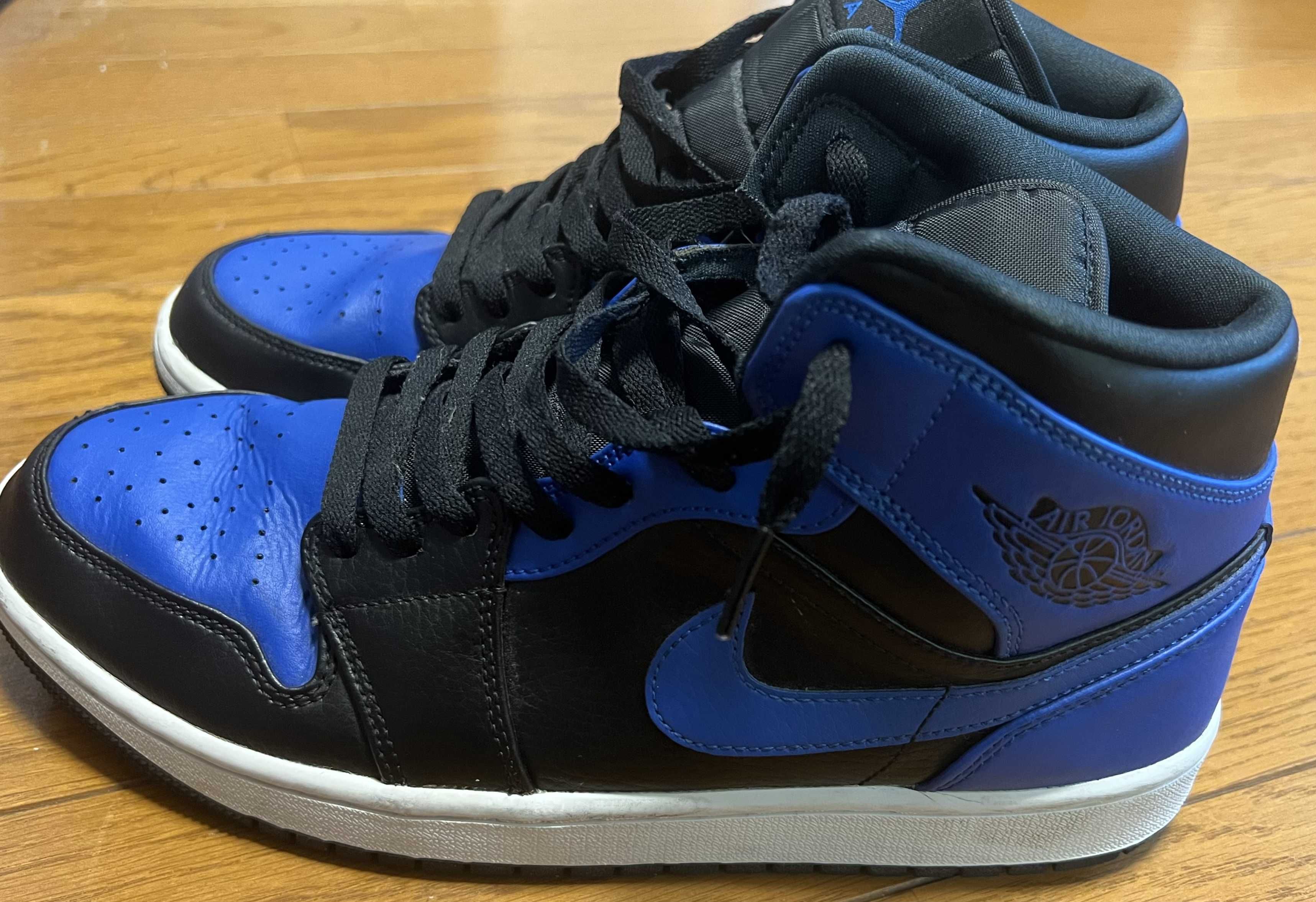 Nike Air Jordan 1 Mid "Hyper Royal"