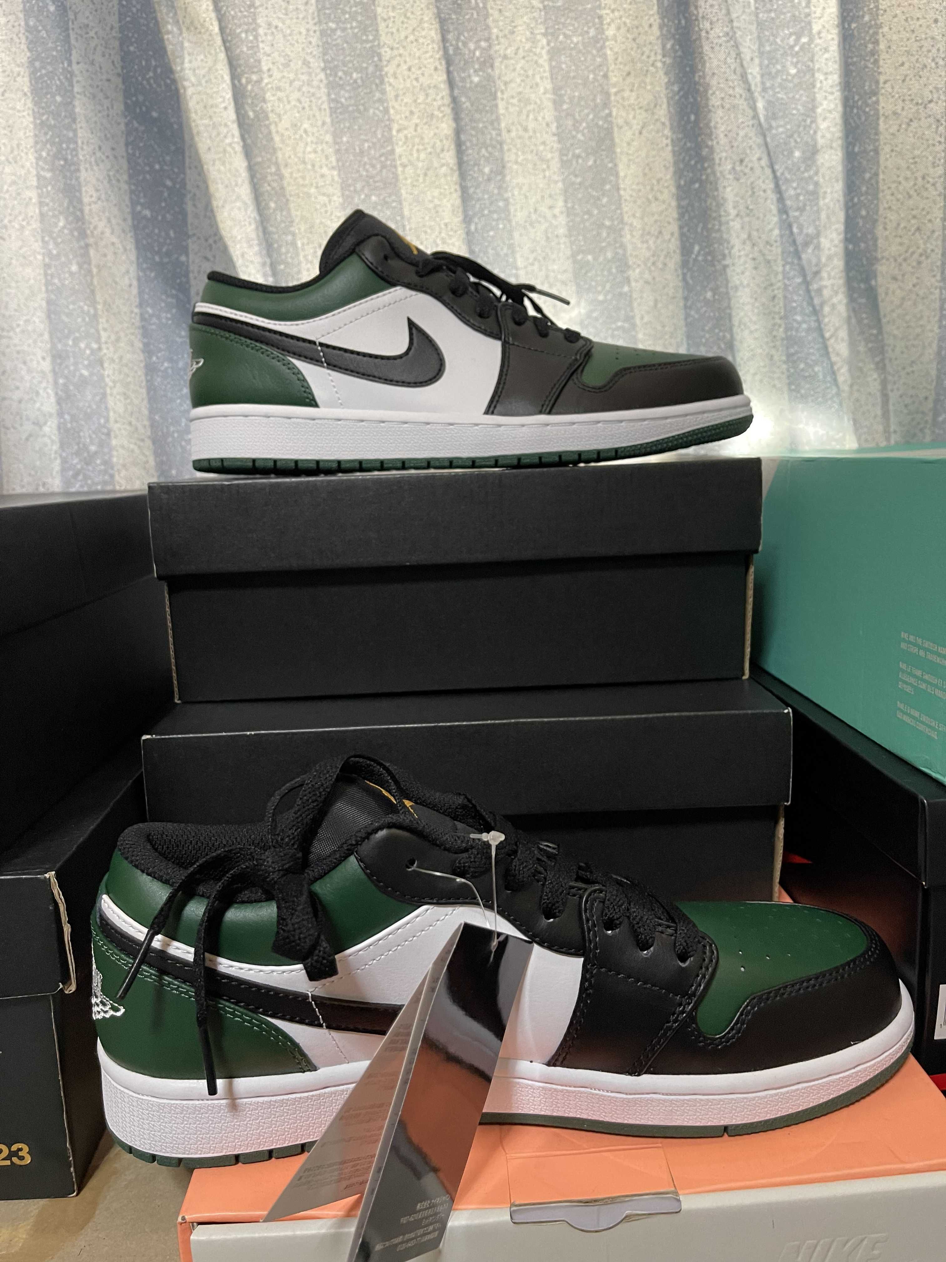 Nike Air Jordan 1 Low "Green Toe"