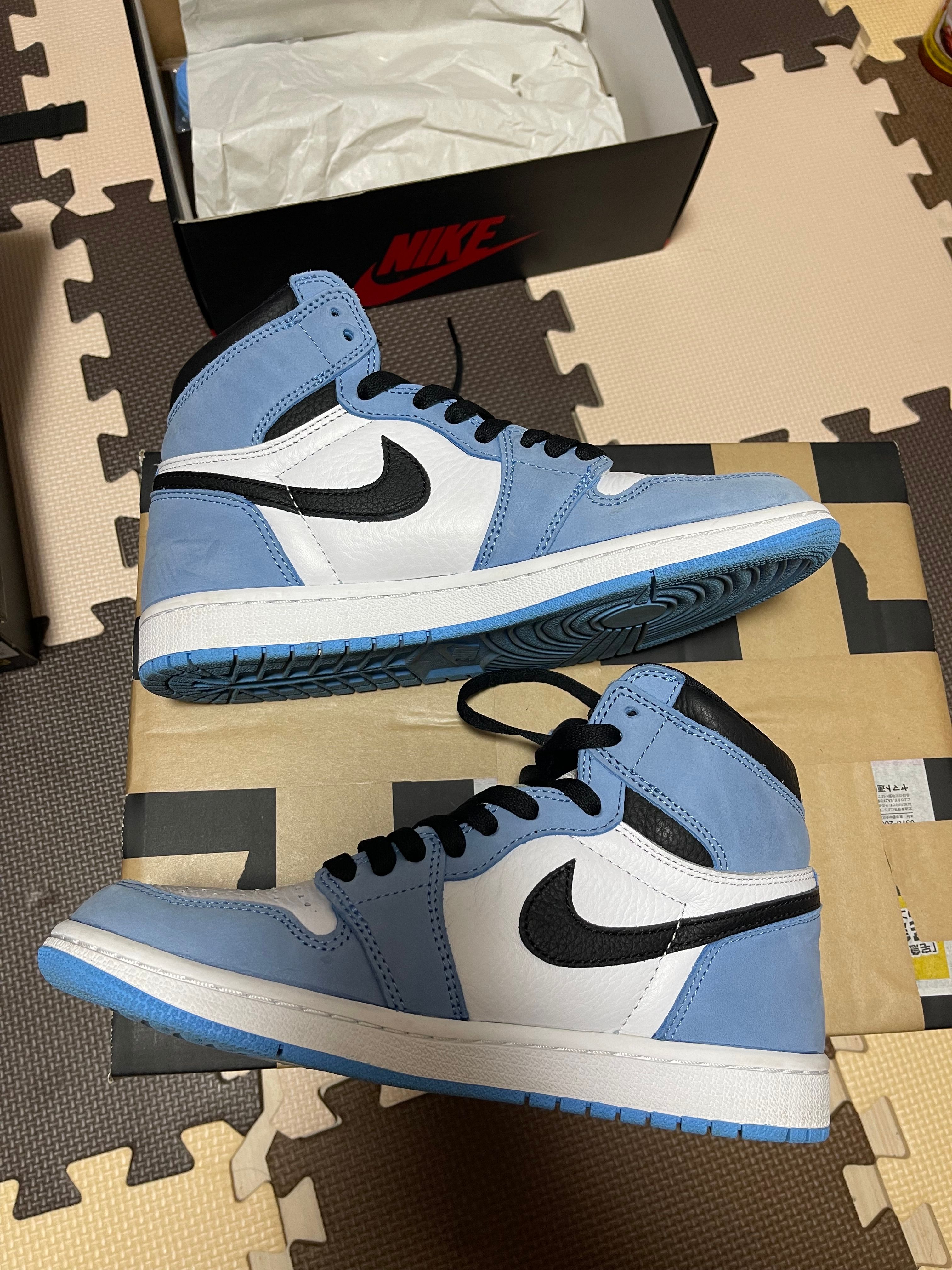 Nike Air Jordan 1 High OG "University Blue"