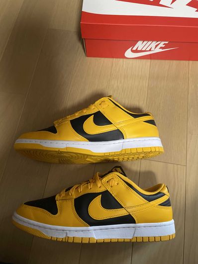 Nike Dunk Low "Championship Goldenrod"