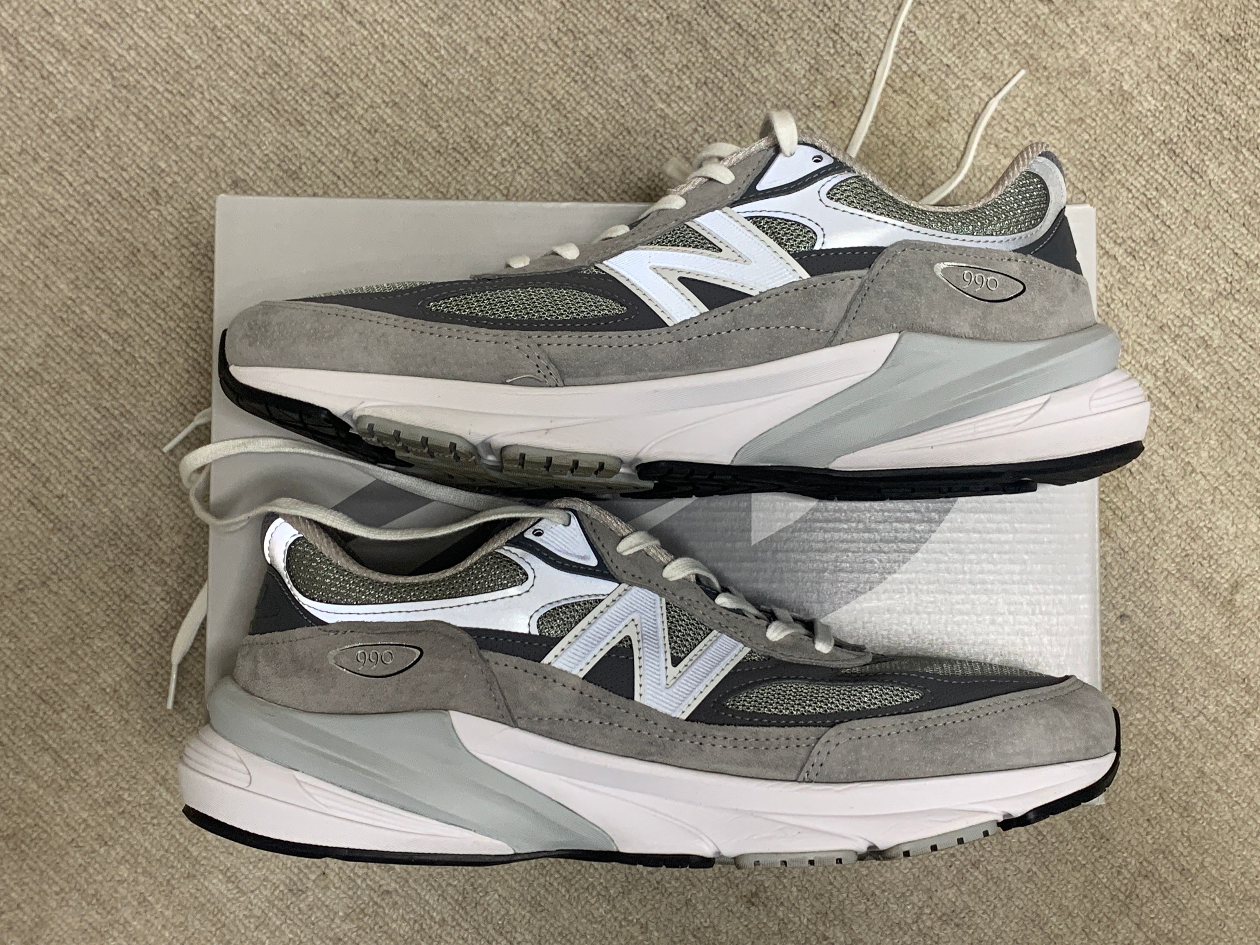 New Balance 990V6 "Gray" (Heel Logo NB)