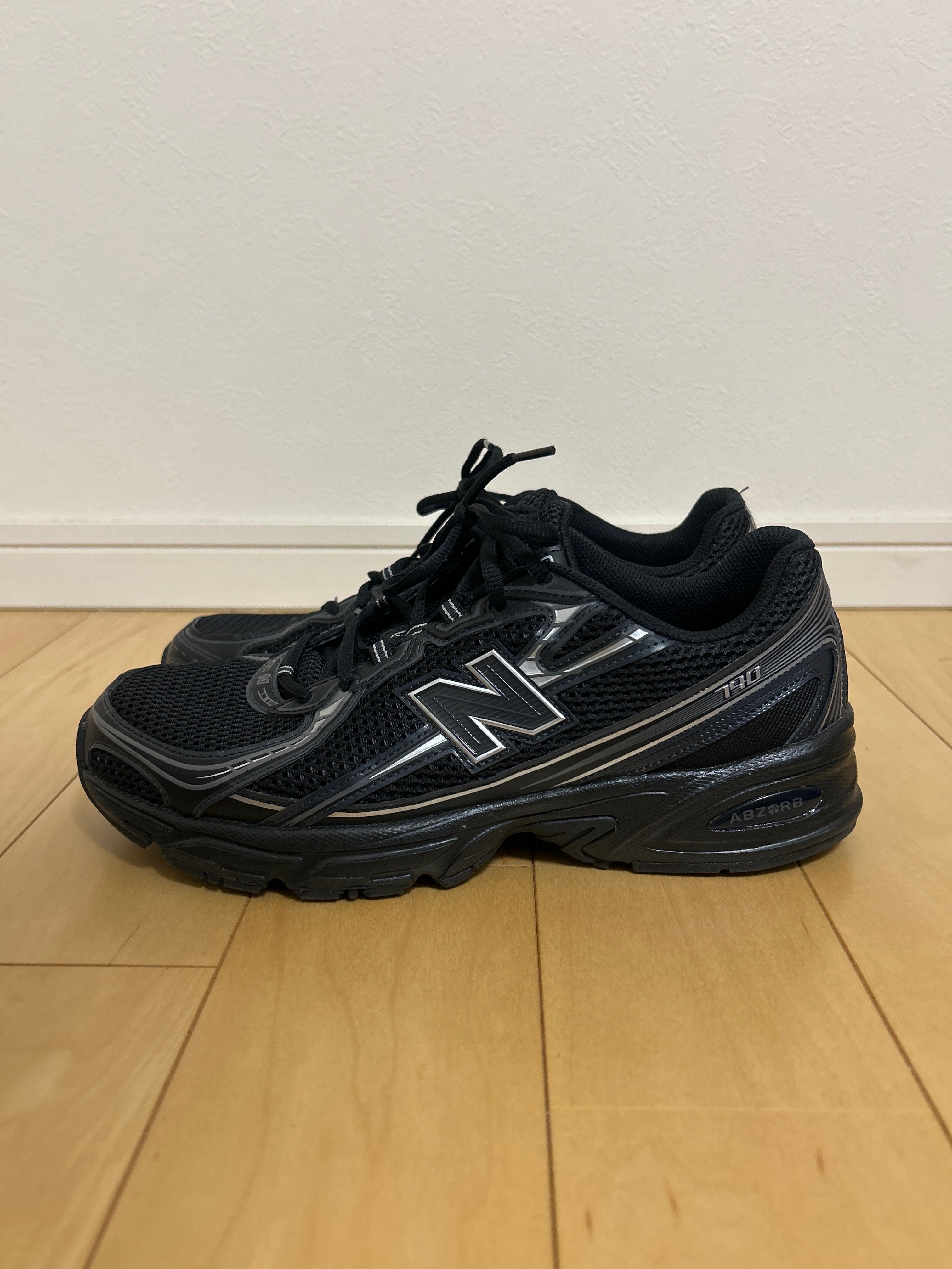 New Balance 740 "Black/Gray/Silver"