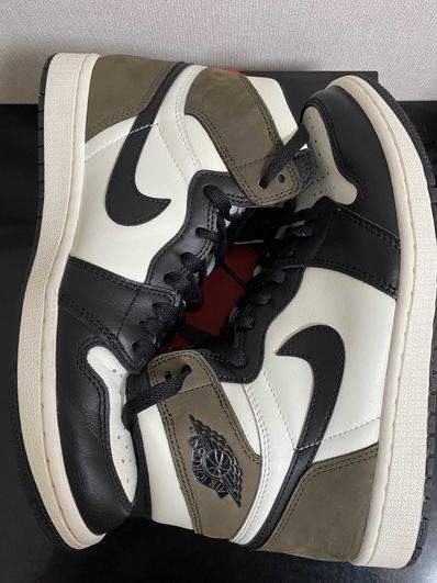 Nike Air Jordan 1 High OG "Sail/Dark Mocha/Black"