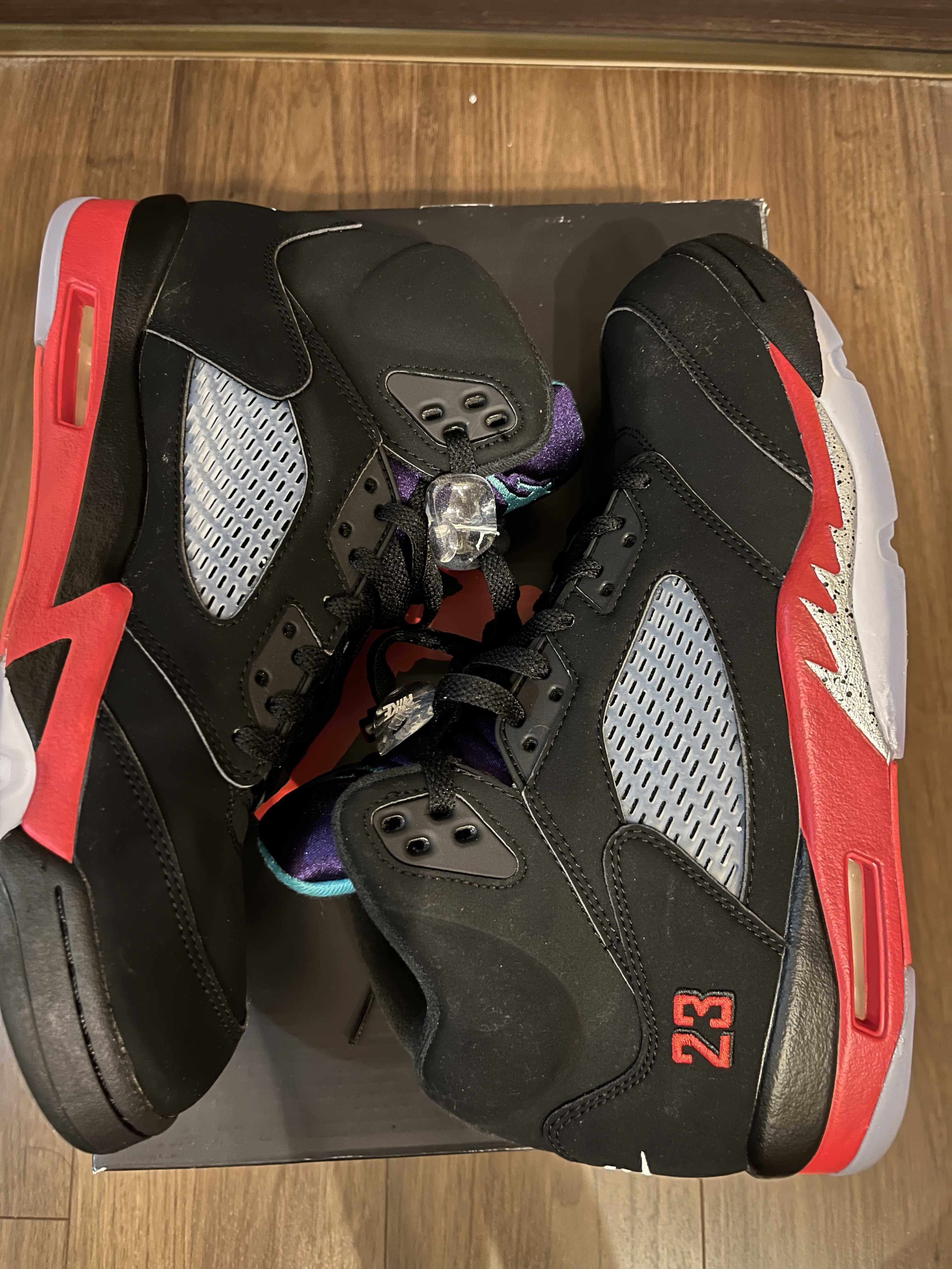 Nike Air Jordan 5 Retro "Top3" 