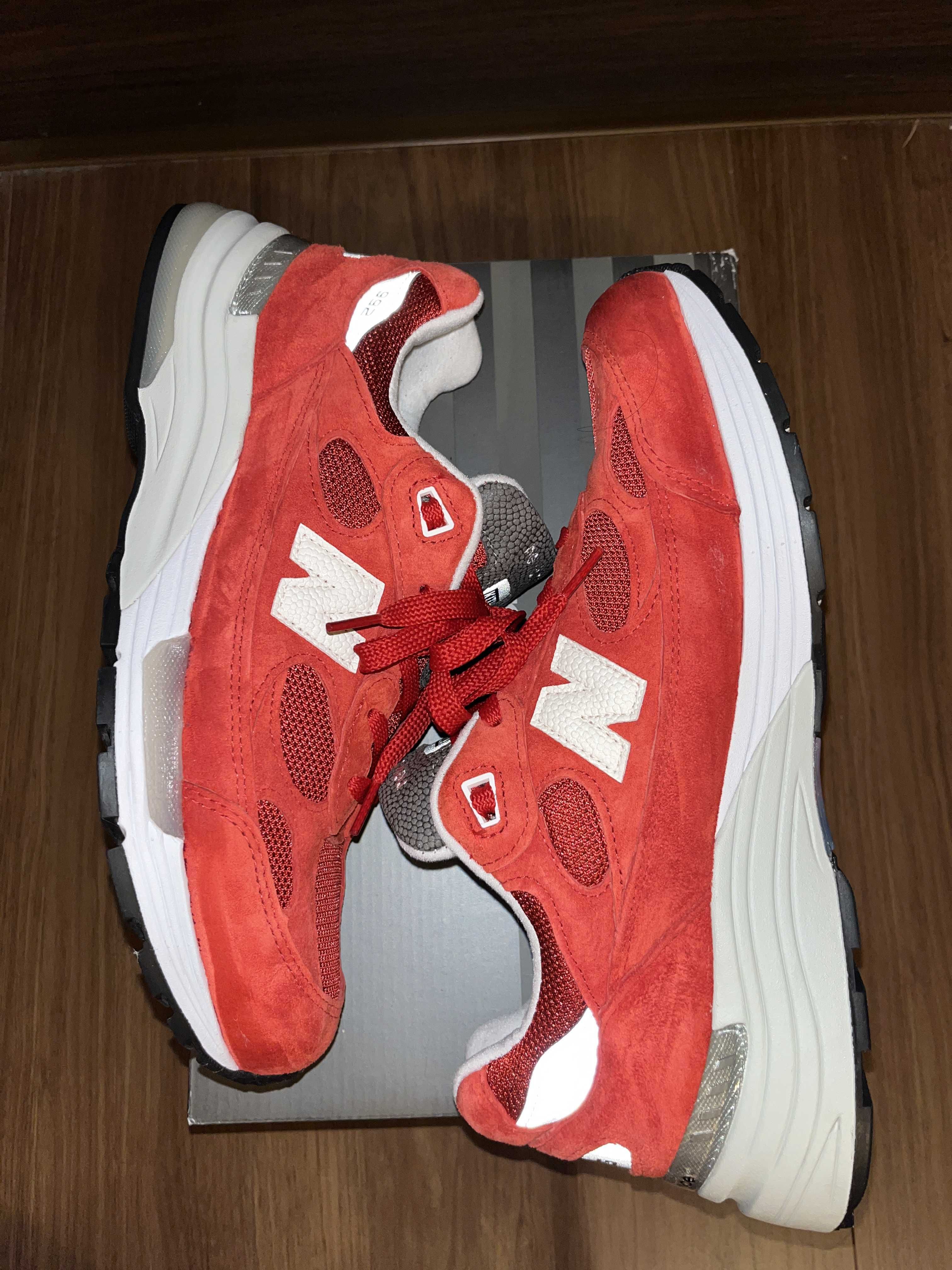 KITH × New Balance 992 Kithmas "Red"