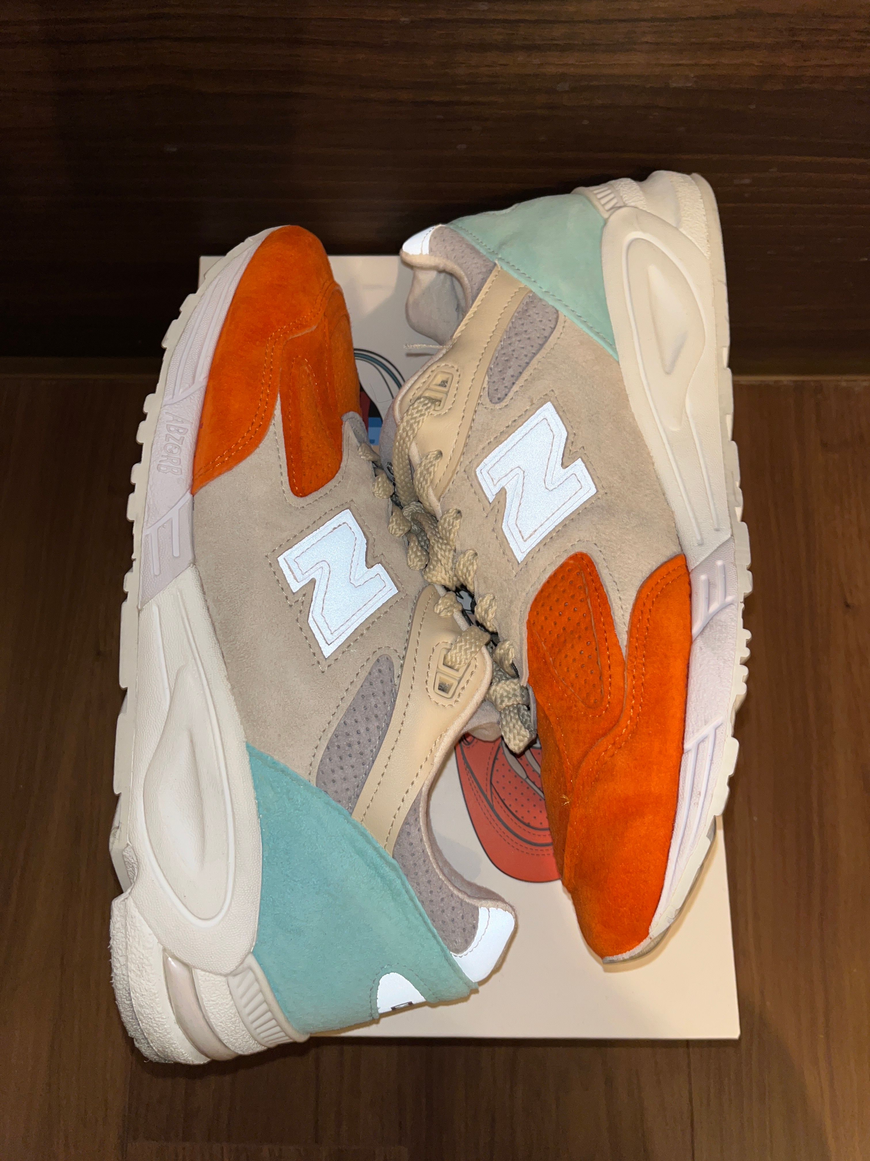 KITH × New Balance 990V2 "Cyclades"