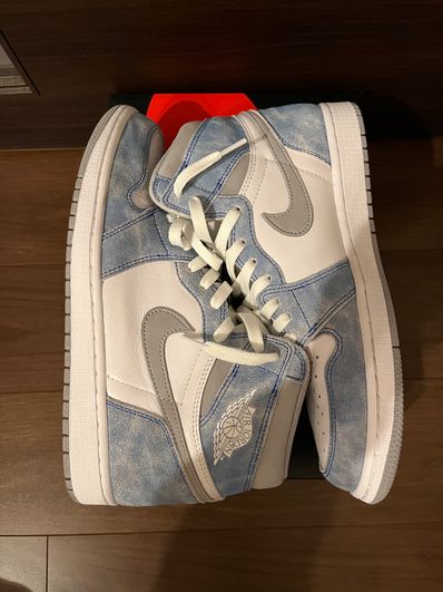 Nike Air Jordan 1 High OG "Hyper Royal"