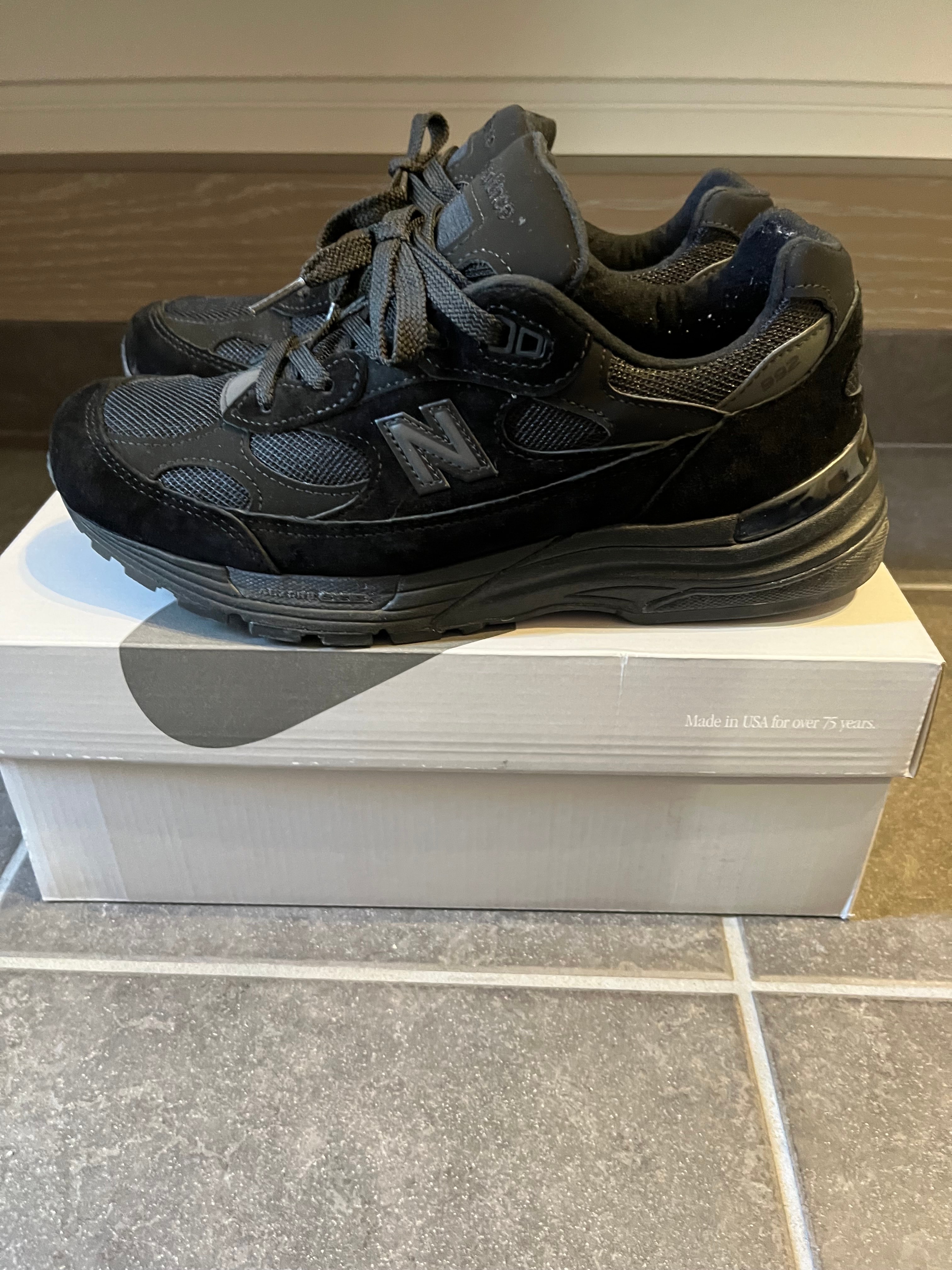 New Balance 992 "Triple Black" (2025)