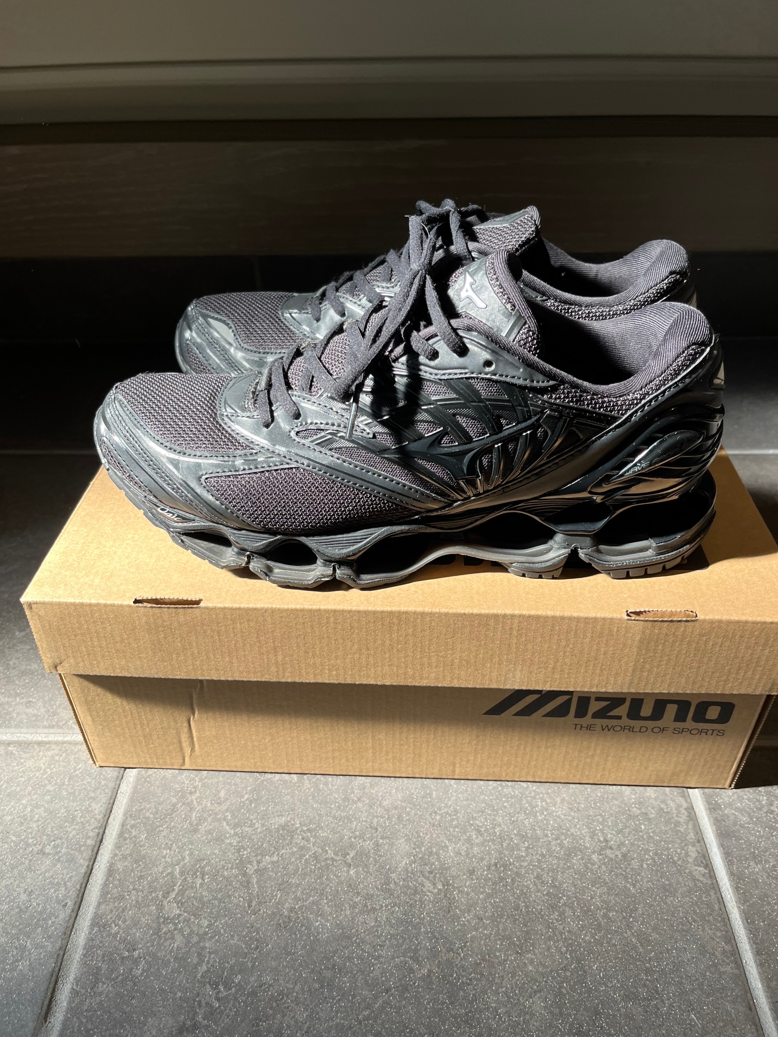Mizuno Wave Prophecy LS "Black"