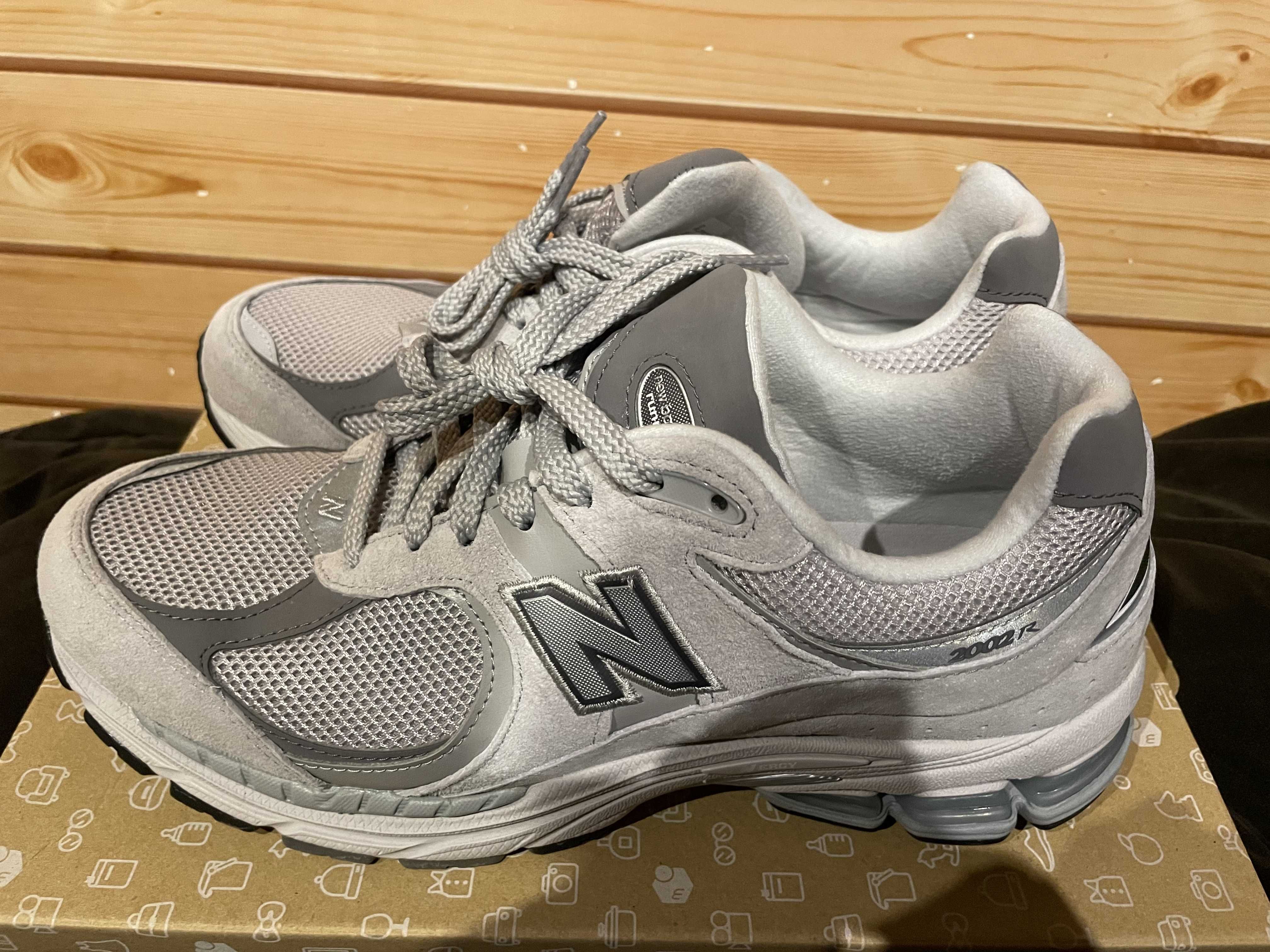 New Balance 2002R "Gray"