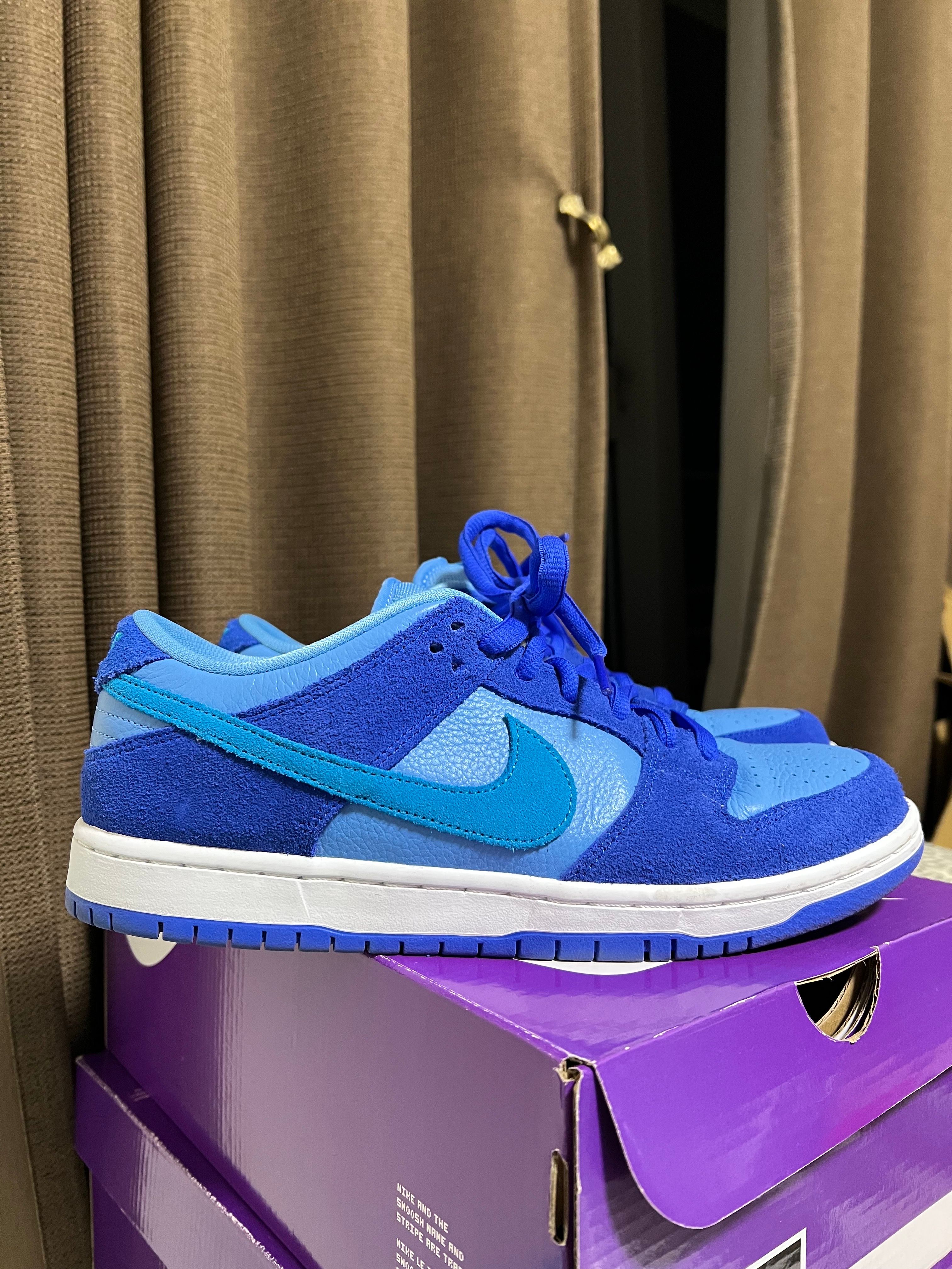 Nike SB Dunk Low "Blue Raspberry"