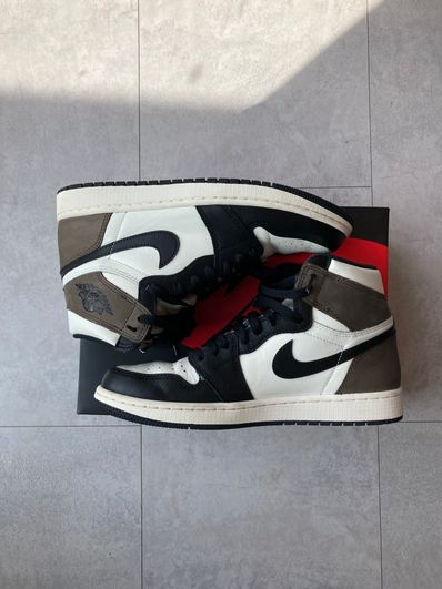 Nike Air Jordan 1 High OG "Sail/Dark Mocha/Black"
