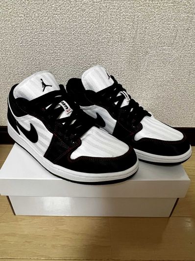 Nike Women's Air Jordan 1 Low SE UTL "Black/White/Gym Red"