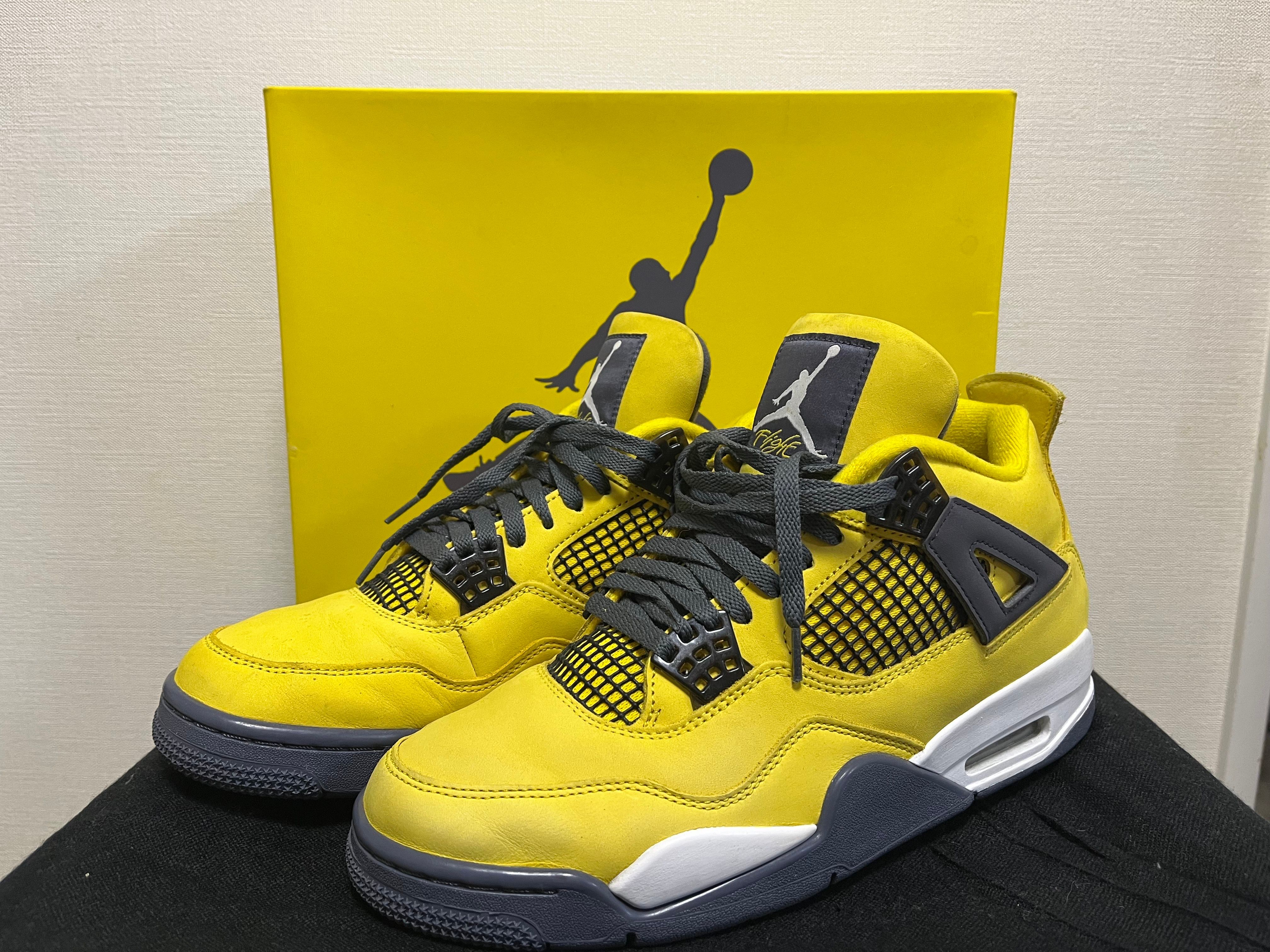 Nike Air Jordan 4 "Tour Yellow"