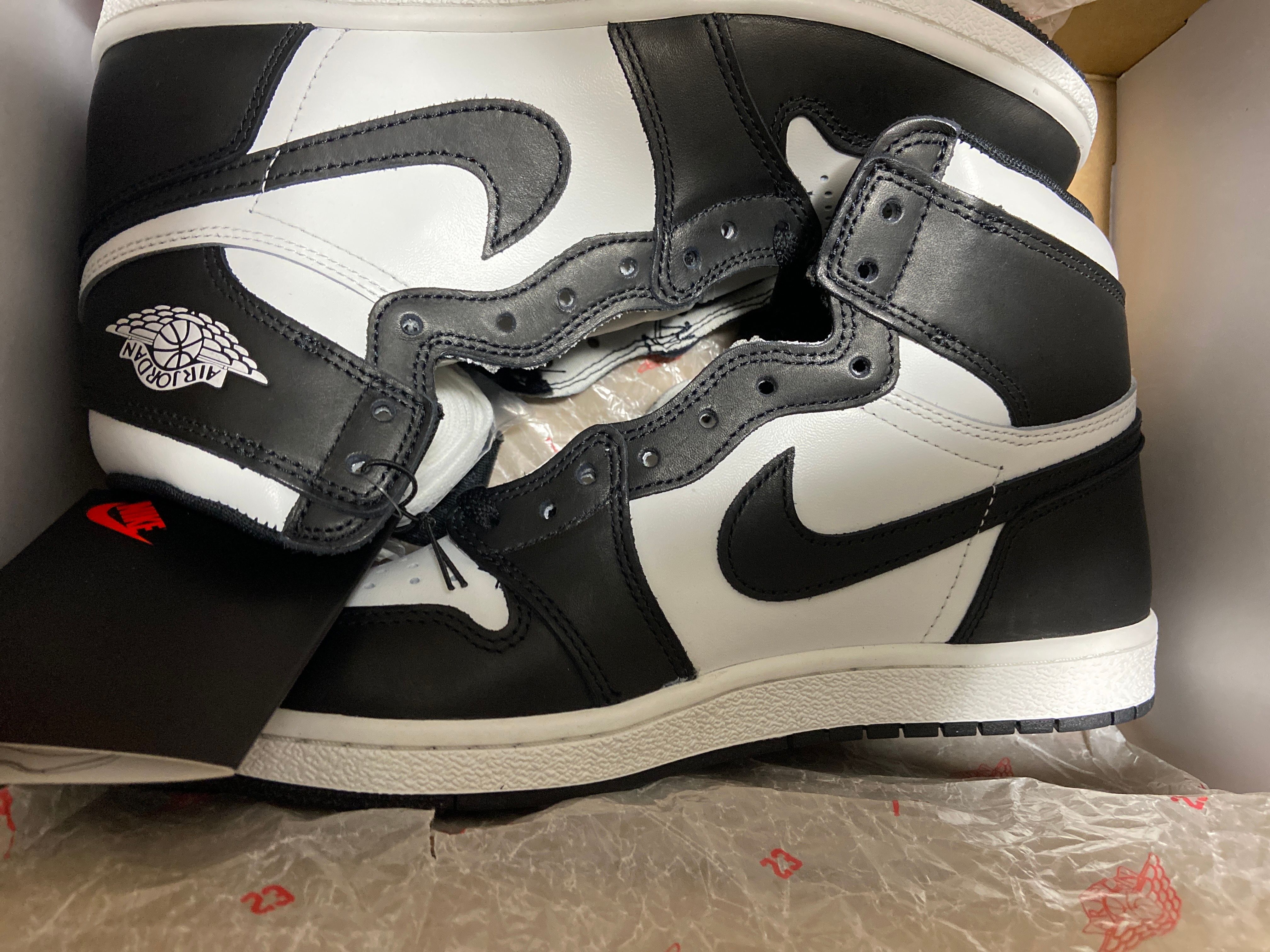 Nike Air Jordan 1 High '85 "Black/White"
