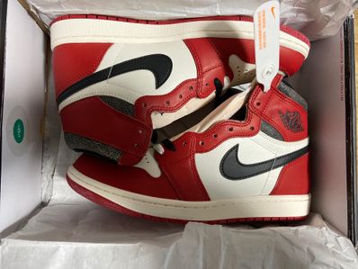 Nike Air Jordan 1 High OG "Lost & Found/Chicago"