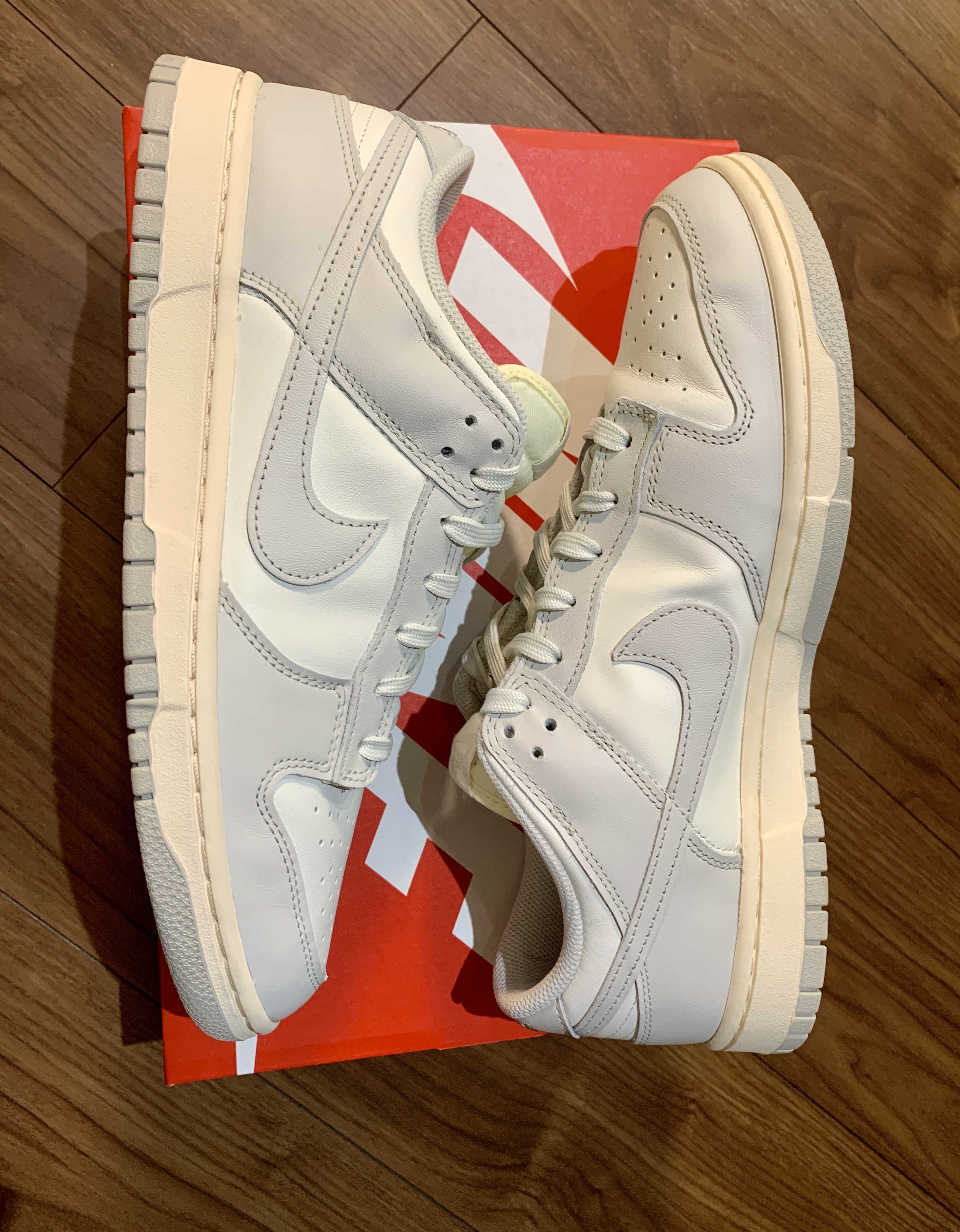 Nike Women's Dunk Low "Light Bone"