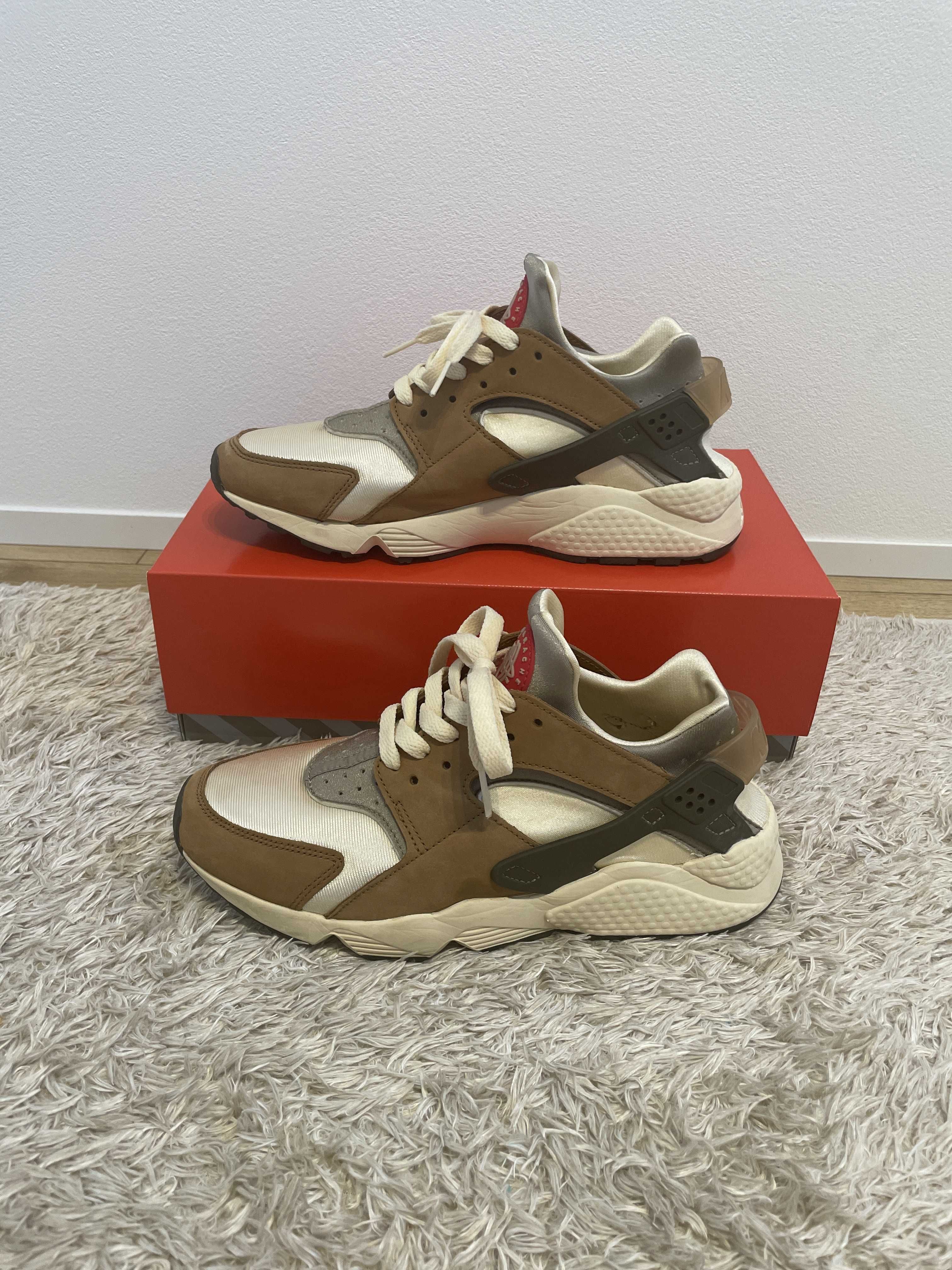 Stussy × Nike Air Huarache "Desert Oak"