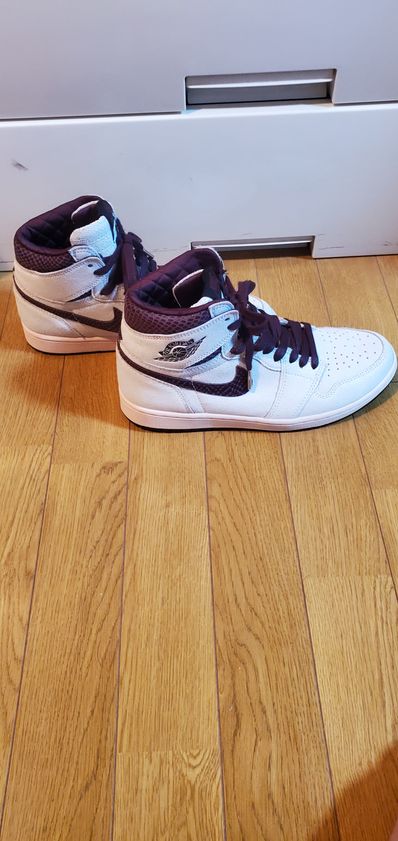 A Ma Maniere × Nike Air Jordan 1 Retro High OG "Sail and Burgundy"