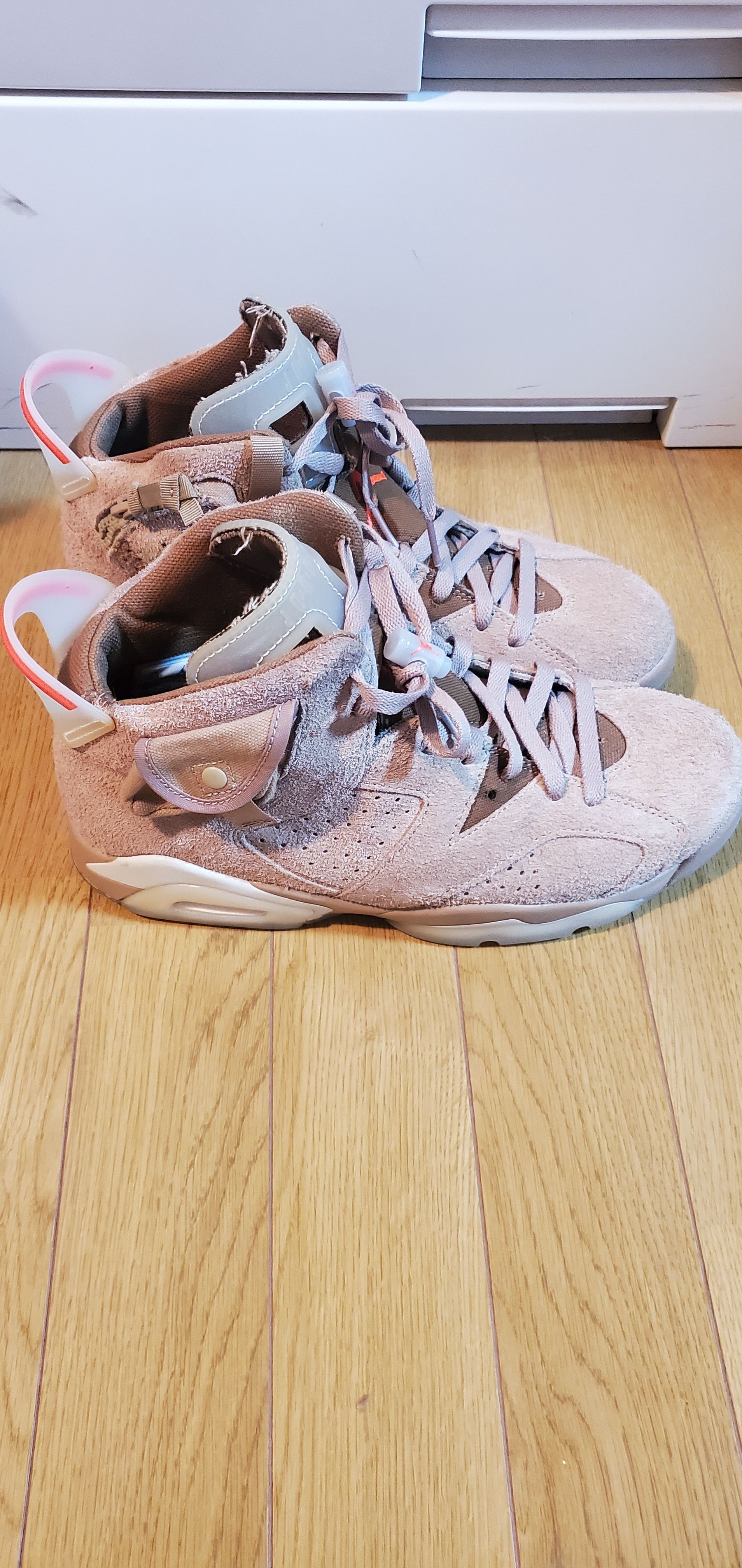 Travis Scott × Nike Air Jordan 6 "British Khaki"