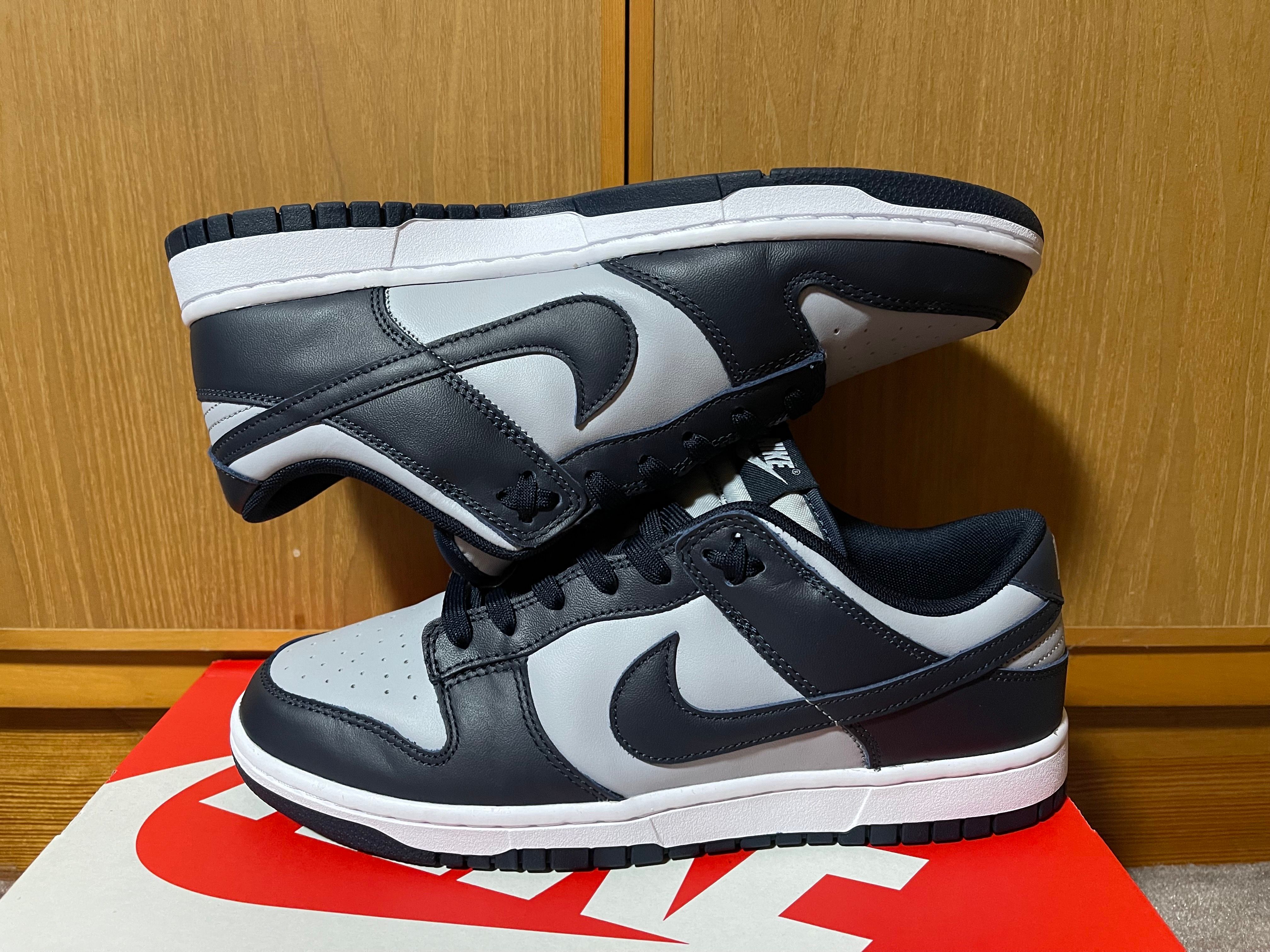 Nike Dunk Low "Championship Grey"