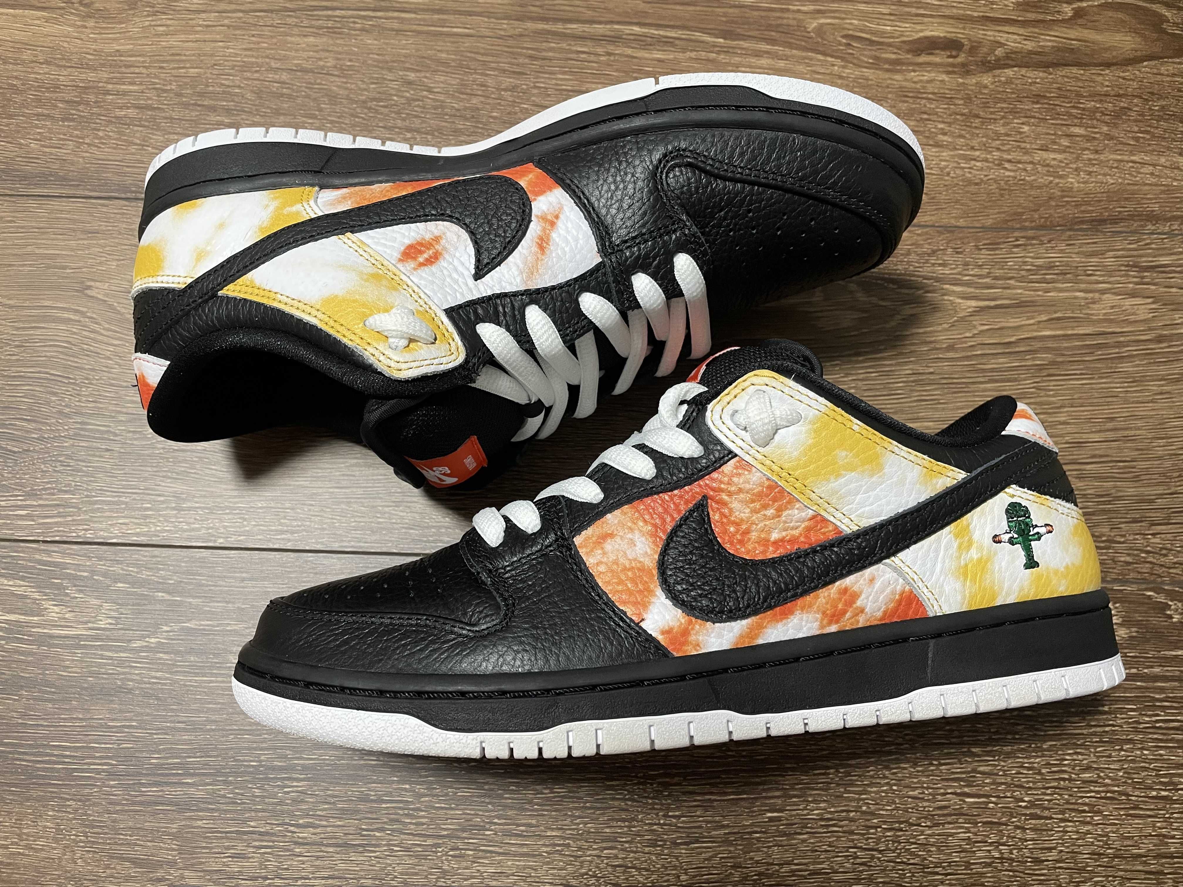 Nike SB Dunk Low "Raygun Tie-Dye/Black"