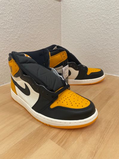 Nike Air Jordan 1 Retro High OG "Taxi"