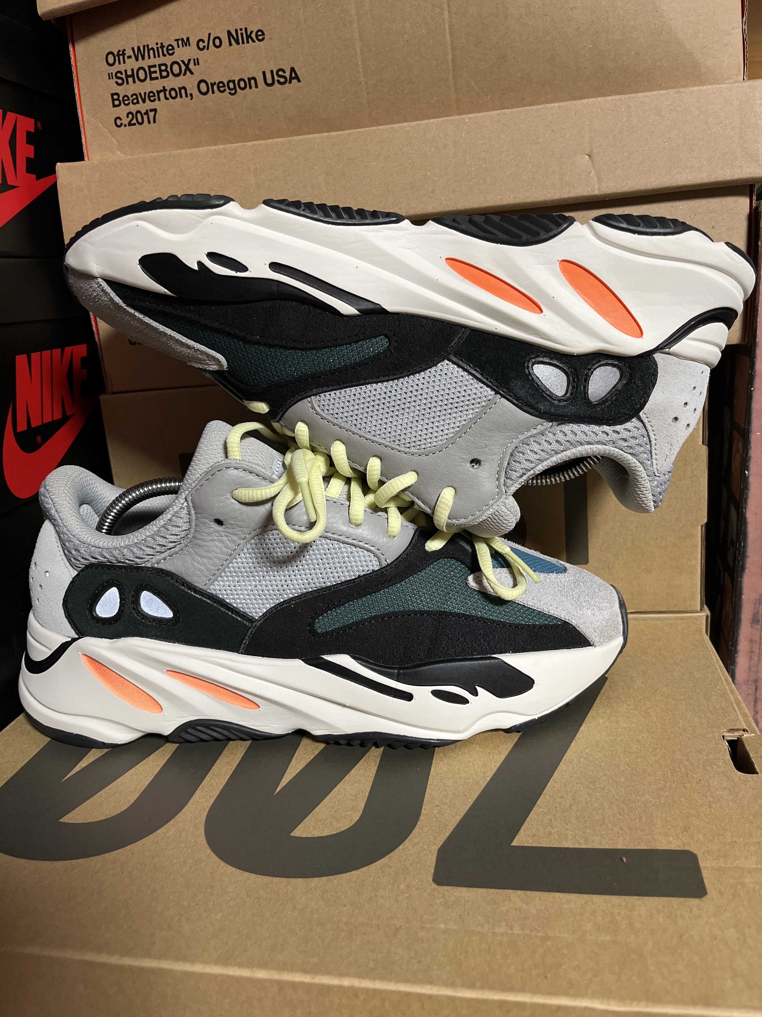 adidas YEEZY Boost 700 "Wave Runner"