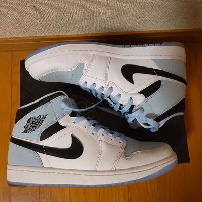 Nike Air Jordan 1 Mid "Ice Blue Nubuck"