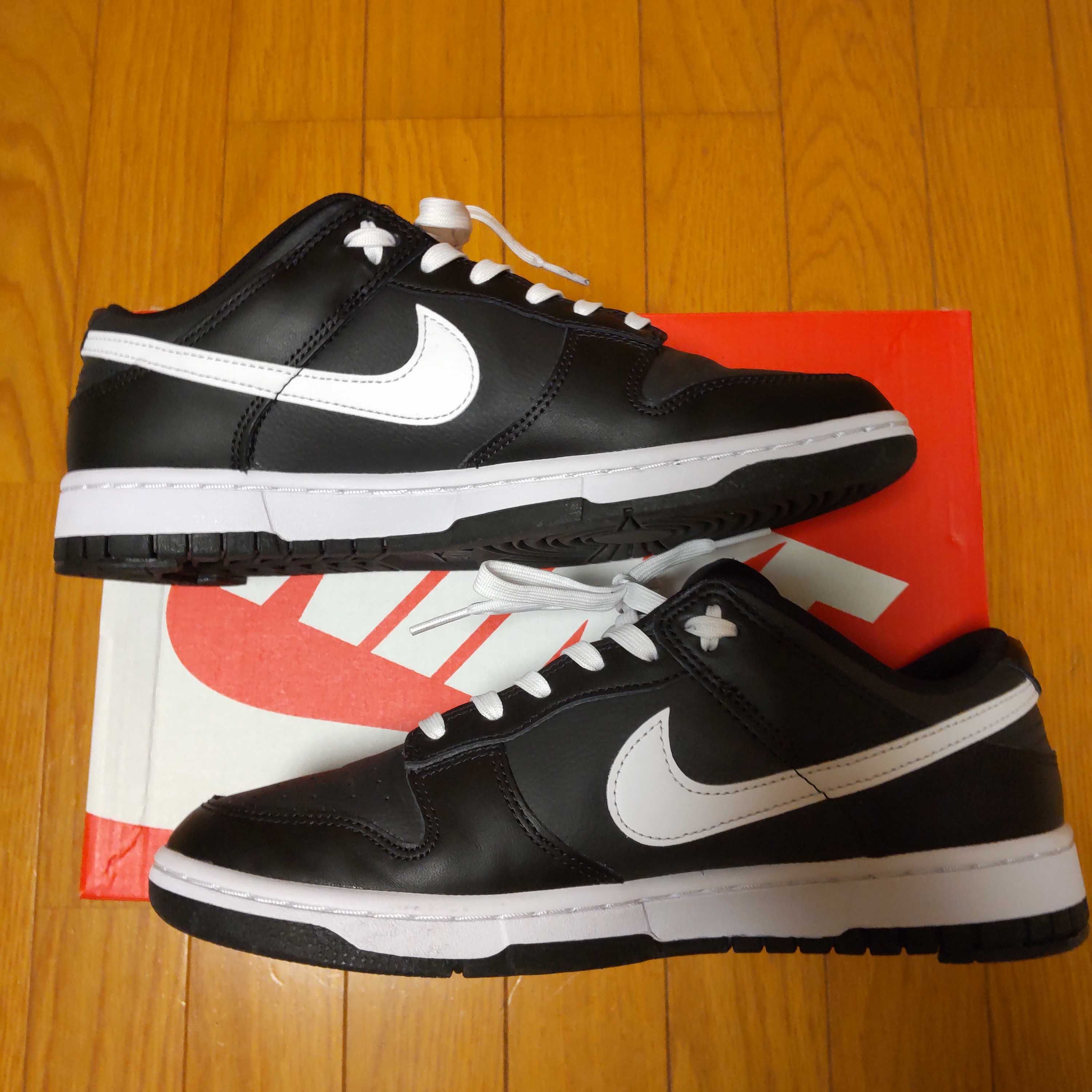 Nike Dunk Low "Black Panda"