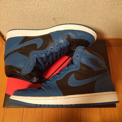 Nike Air Jordan 1 Retro High OG "Dark Marina Blue"