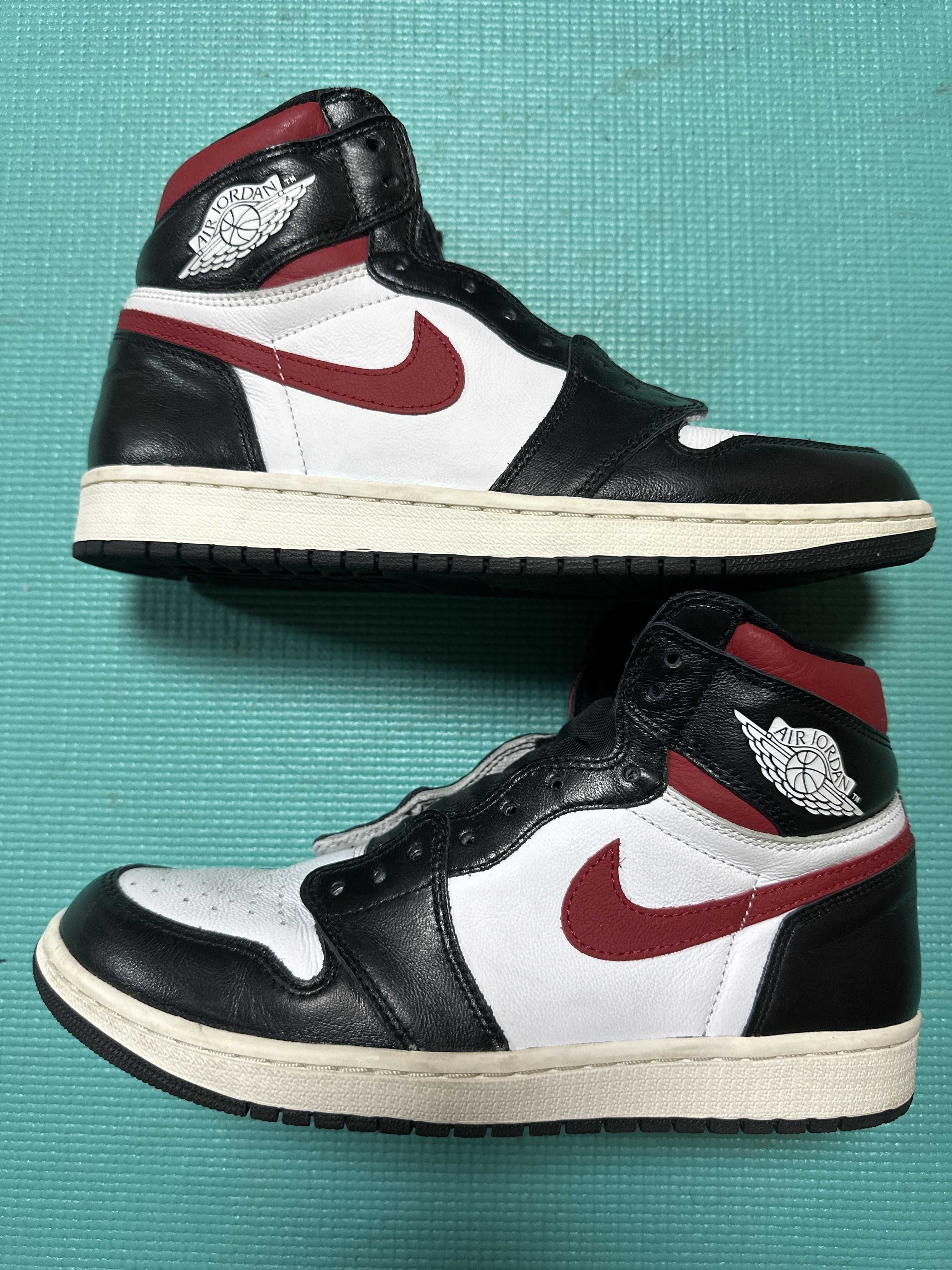 Nike Air Jordan 1 Retro High "Black/White/Sail/Gym Red"