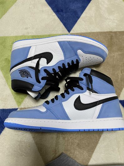 Nike Air Jordan 1 High OG "University Blue"