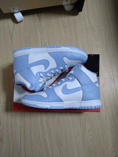 Nike Women's Dunk High "Aluminium"