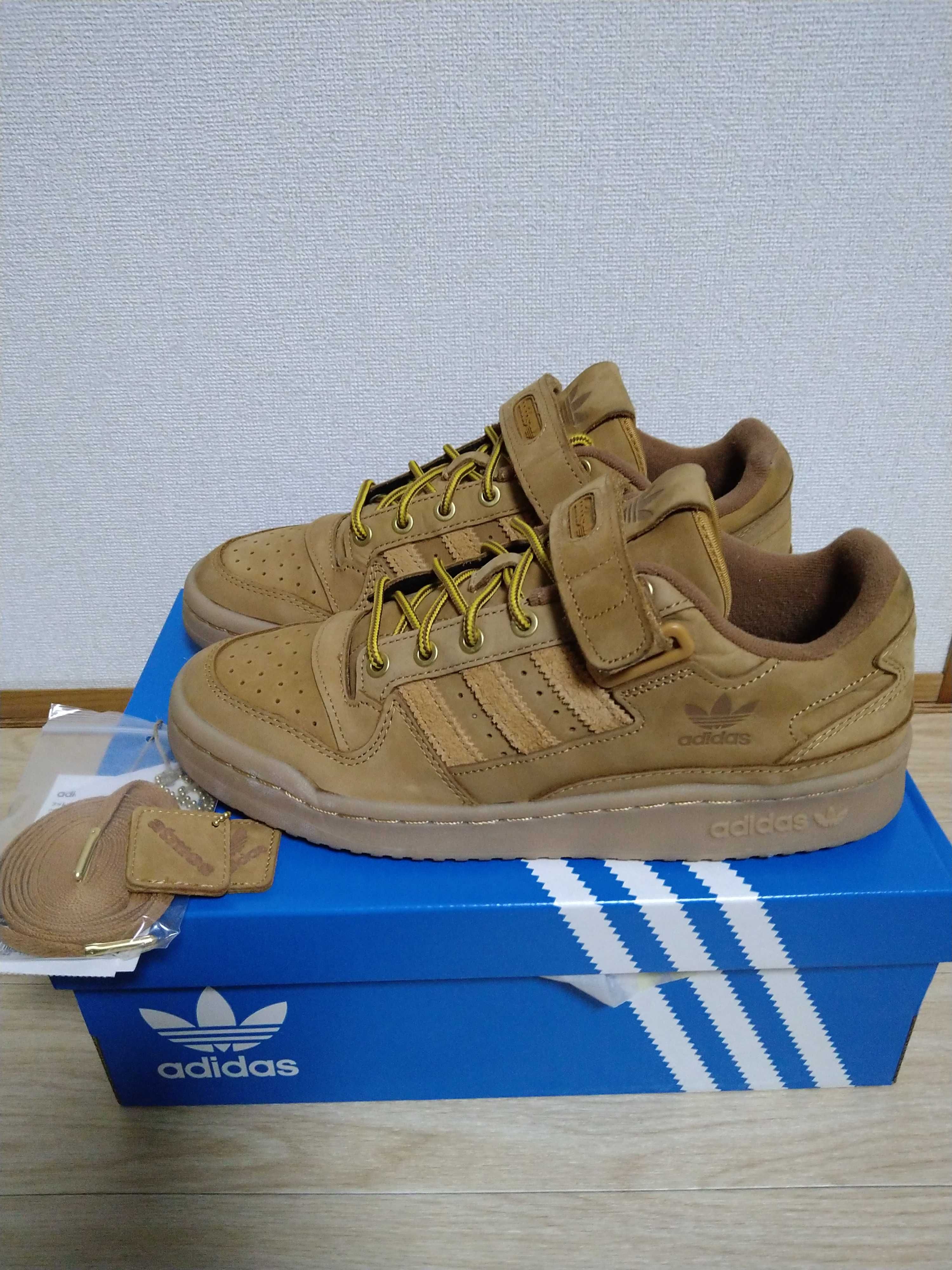 adidas Forum Low "atmos/Tan"