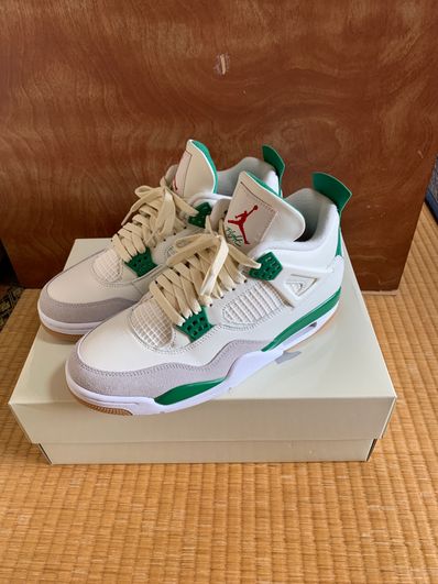 Nike SB × Air Jordan 4 Retro SP "Pine Green"