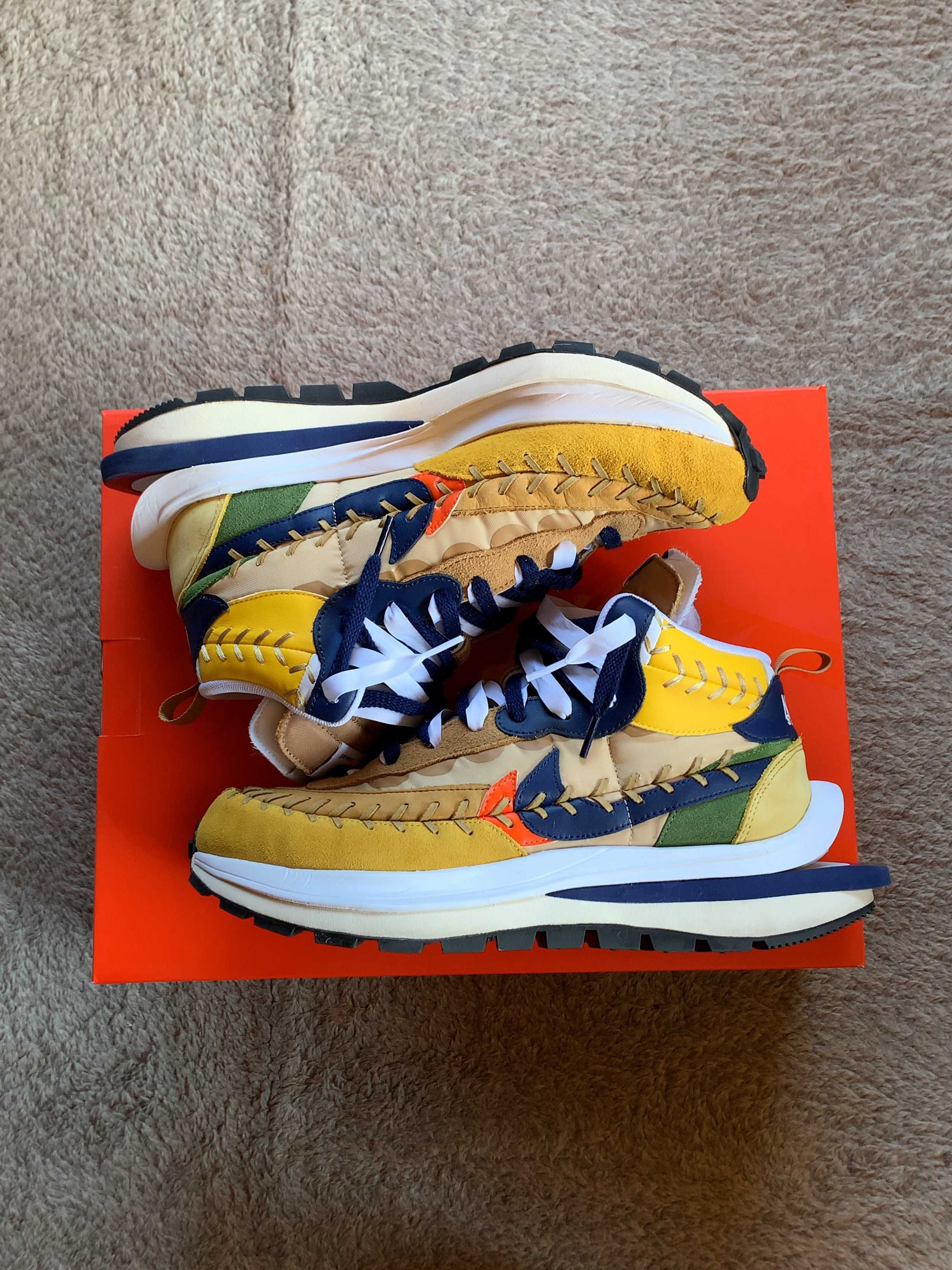 Jean-Paul Gaultier × sacai × Nike VaporWaffle "Sesame/Multi Color"