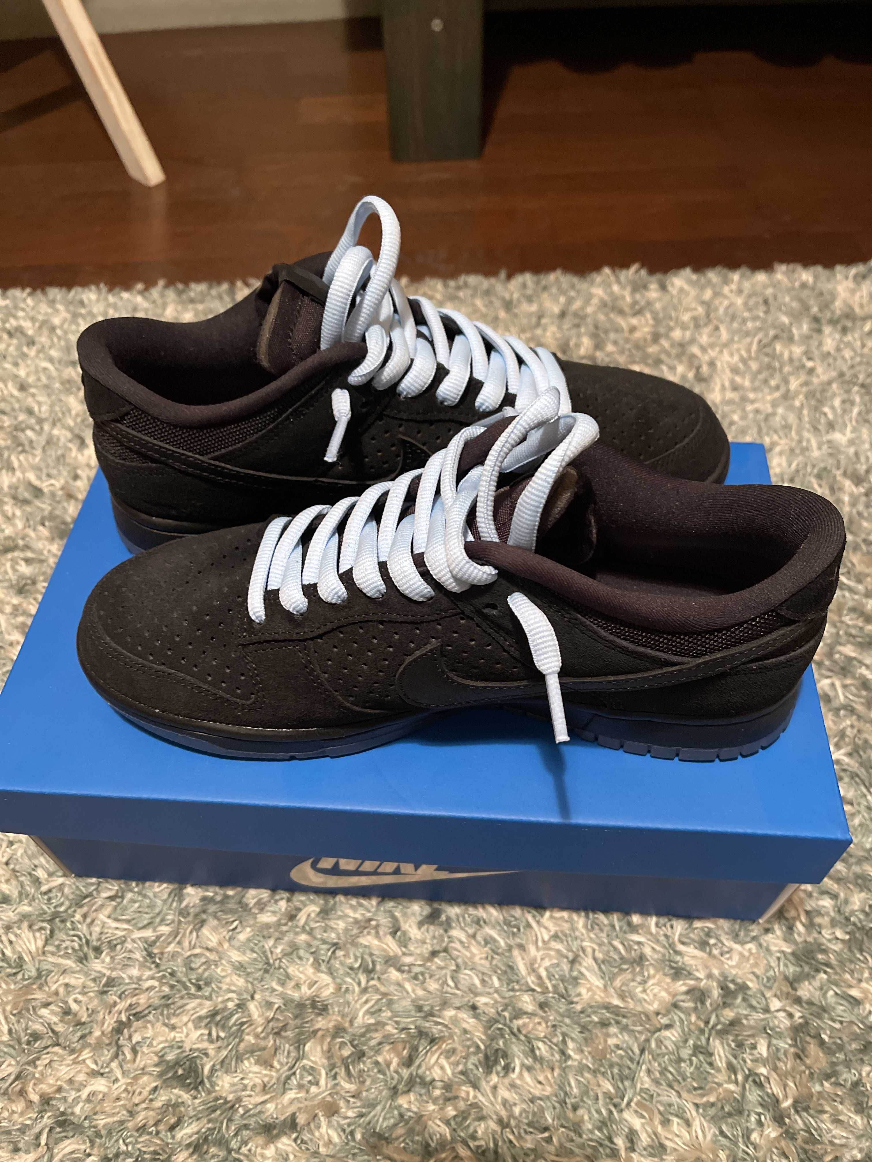 UNDEFEATED × Nike Dunk Low SP "5 ON IT"