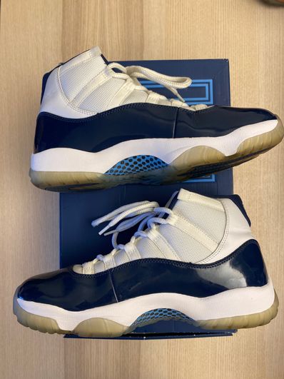 Nike Air Jordan 11 Retro "UNC Win Like 82"